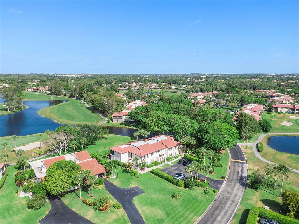 Photo for 8210 E Casa Del Lago, E, Boca Raton, FL 33433 - Listing #FX-10435946 8210 E Casa Del Lago, E, Boca Raton, FL 33433
