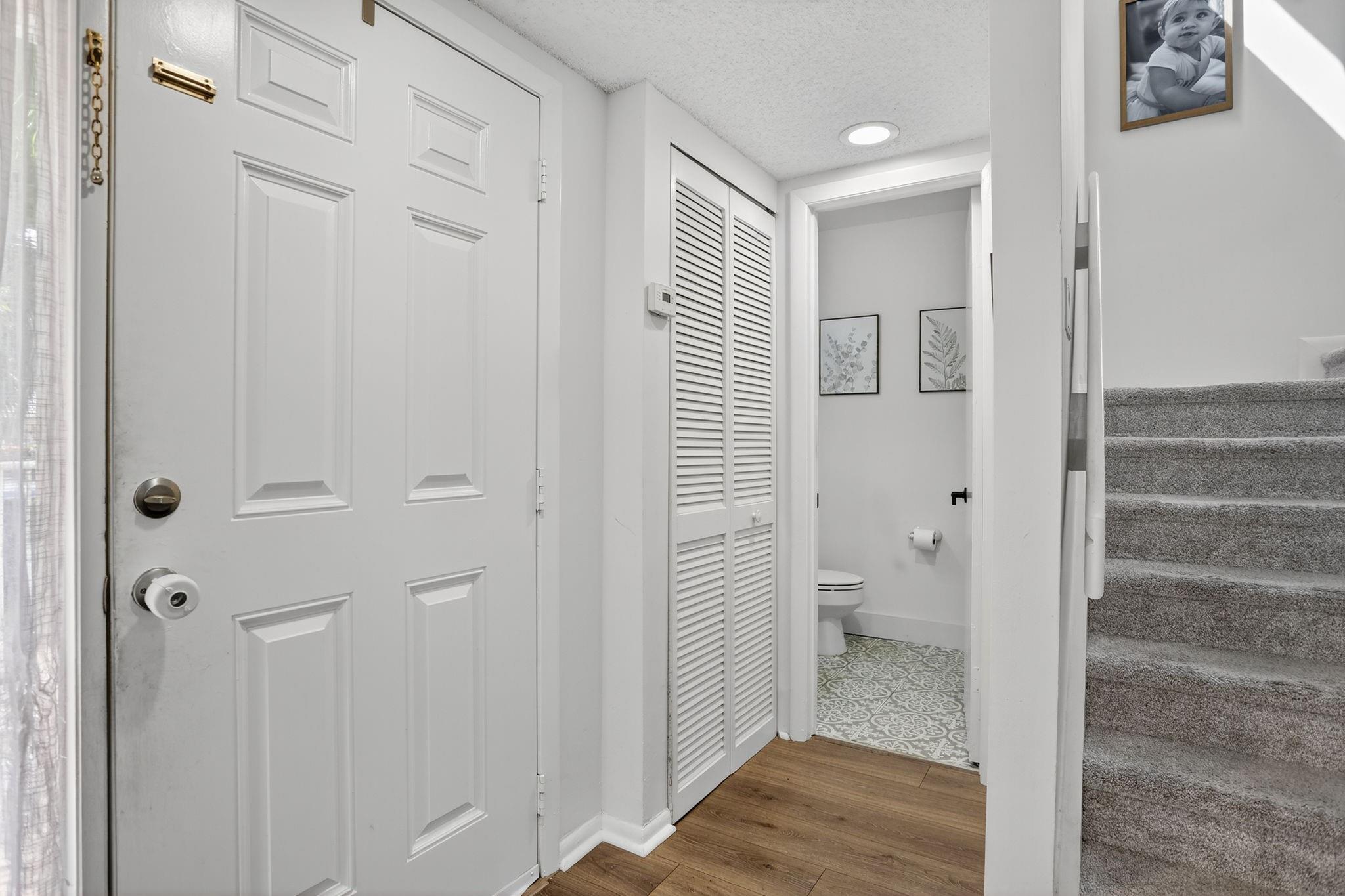 11461 Lakeview Drive 8, Coral Springs, FL 33071