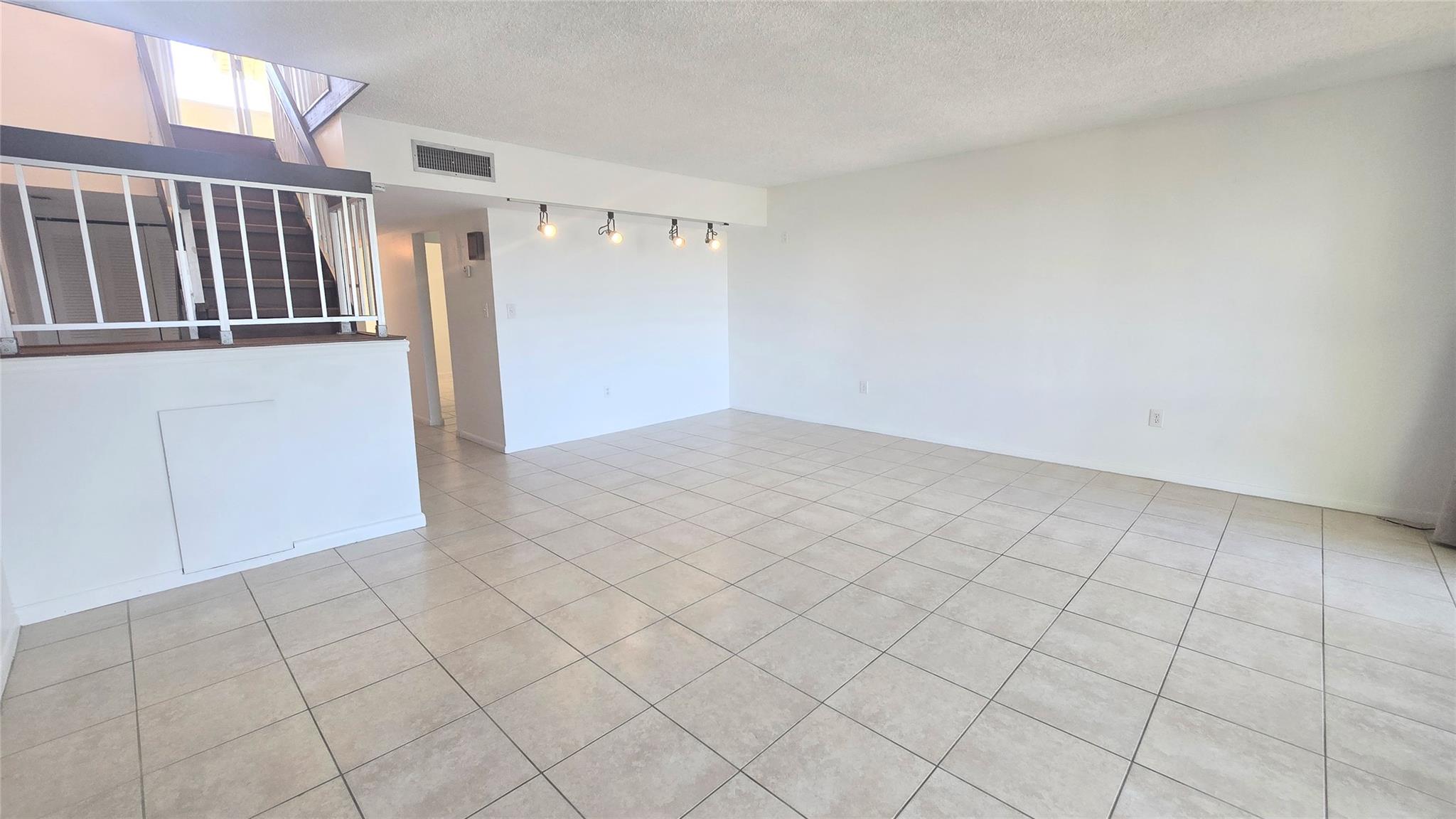 8401 W Sample Road 48, Coral Springs, FL 33065