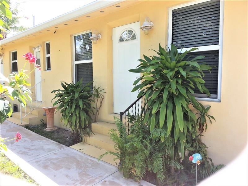 Photo for 1123 N 17th Avenue B, Hollywood, FL 33020 - listing #FX-10540125 1123 N 17th Avenue B, Hollywood, FL 33020