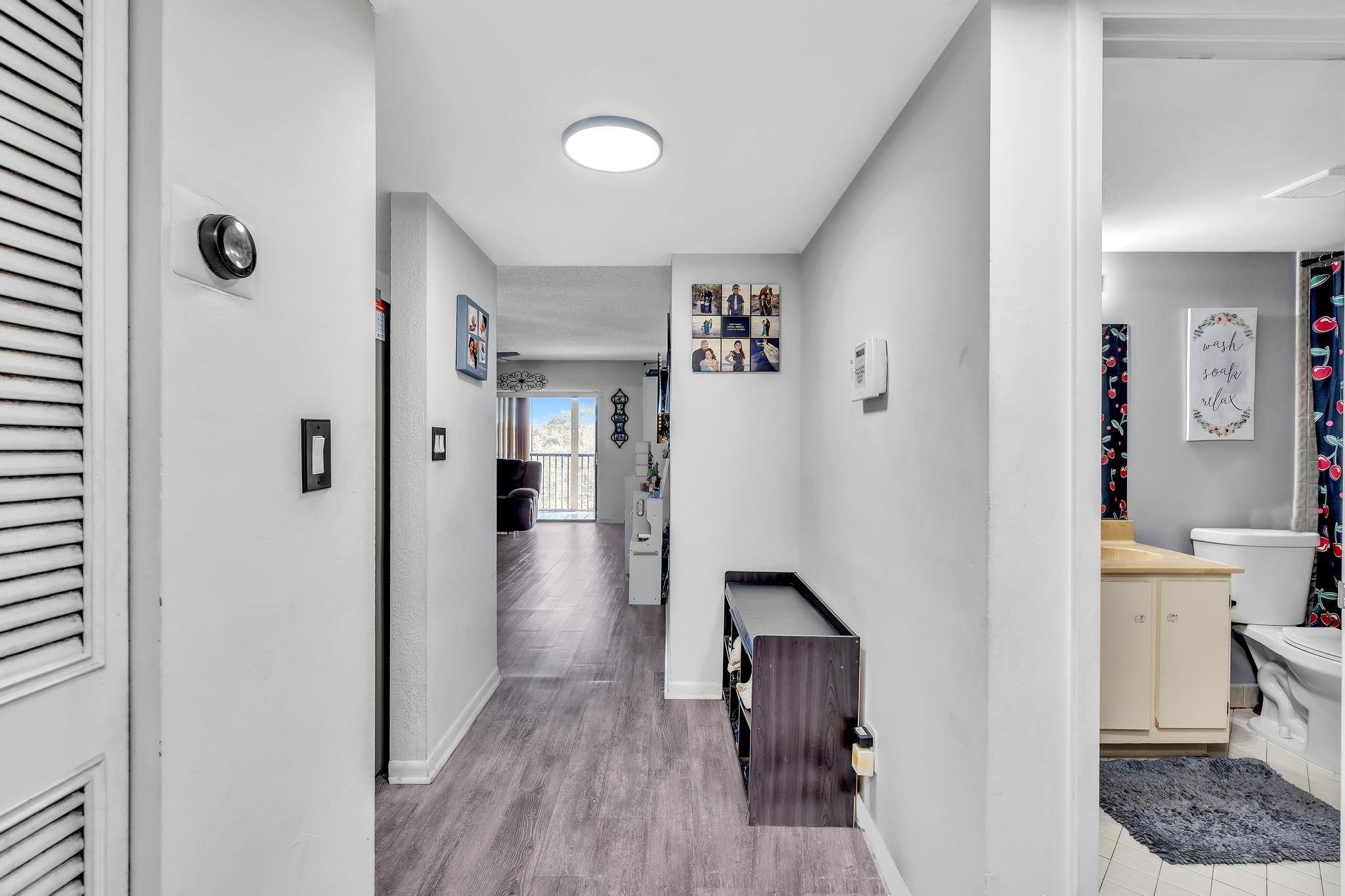 2091 Coral Ridge Drive N306, Coral Springs, FL 33071