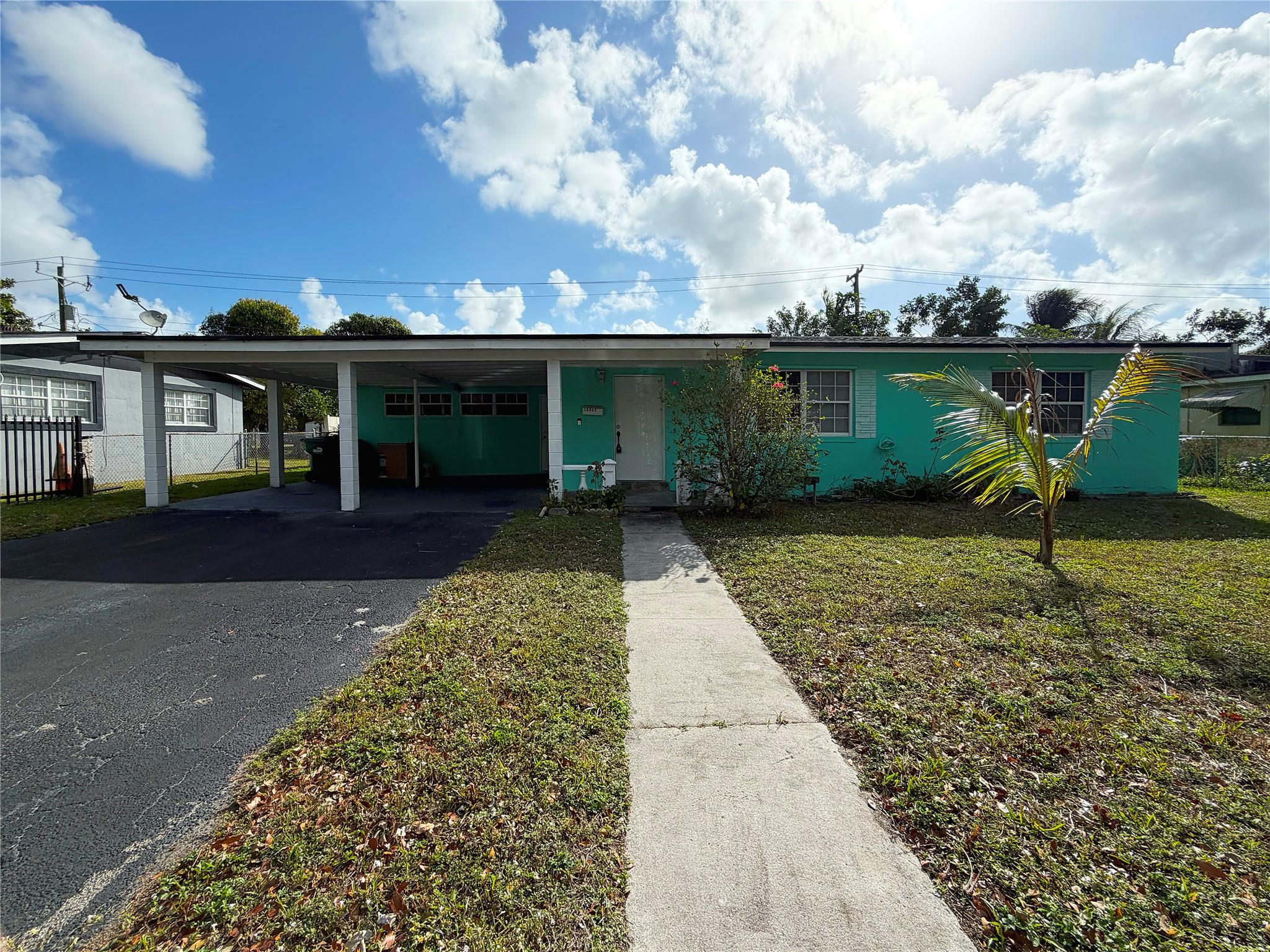Photo for 19341 NE 1st Place, Miami, FL 33179 - listing #FX-10556463 19341 NE 1st Place, Miami, FL 33179
