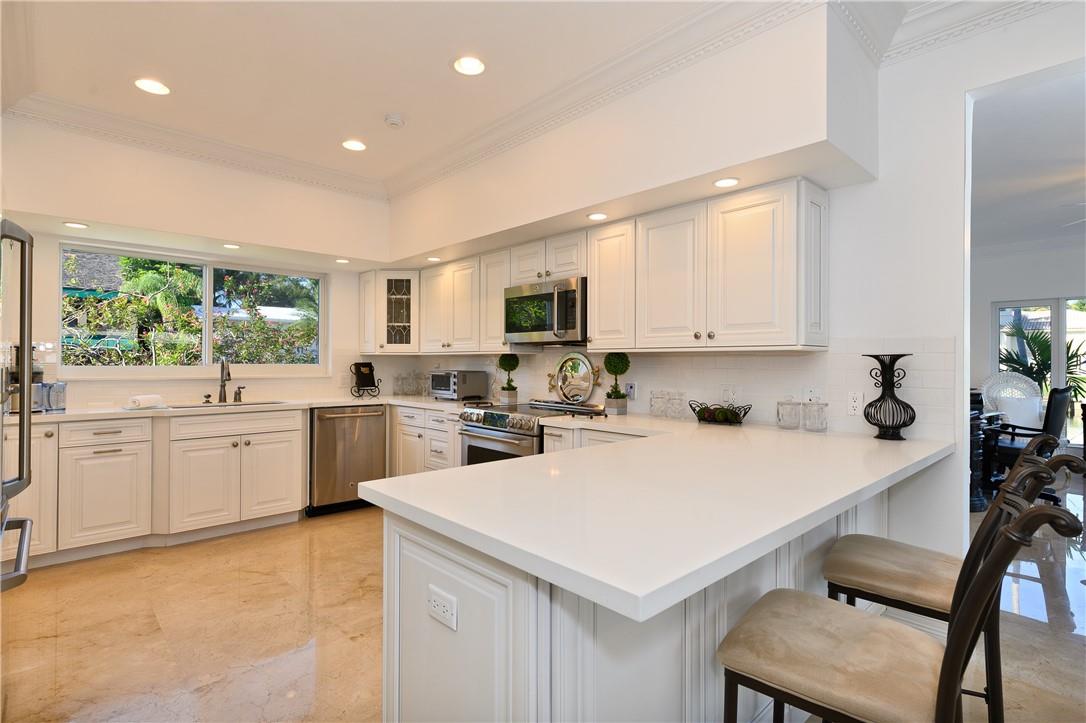 2 Compass Lane, Fort Lauderdale, FL 33308