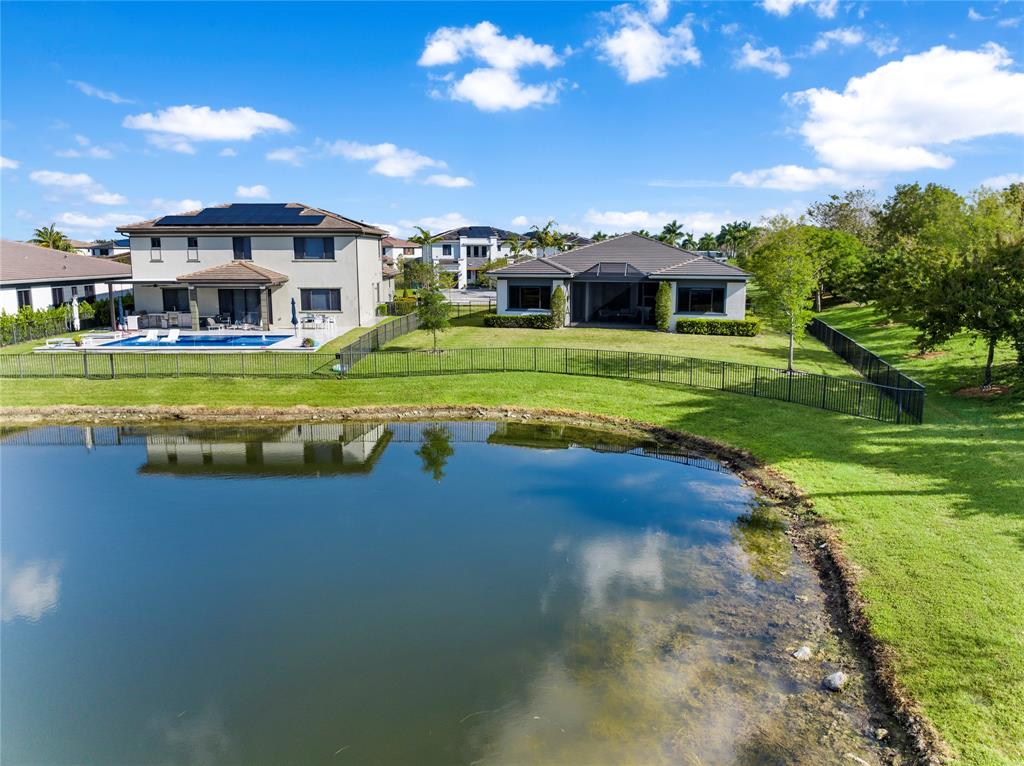 Photo for 10410 S Lago Vista Circle, Parkland, FL 33076 - Listing #FX-10434740 10410 S Lago Vista Circle, Parkland, FL 33076