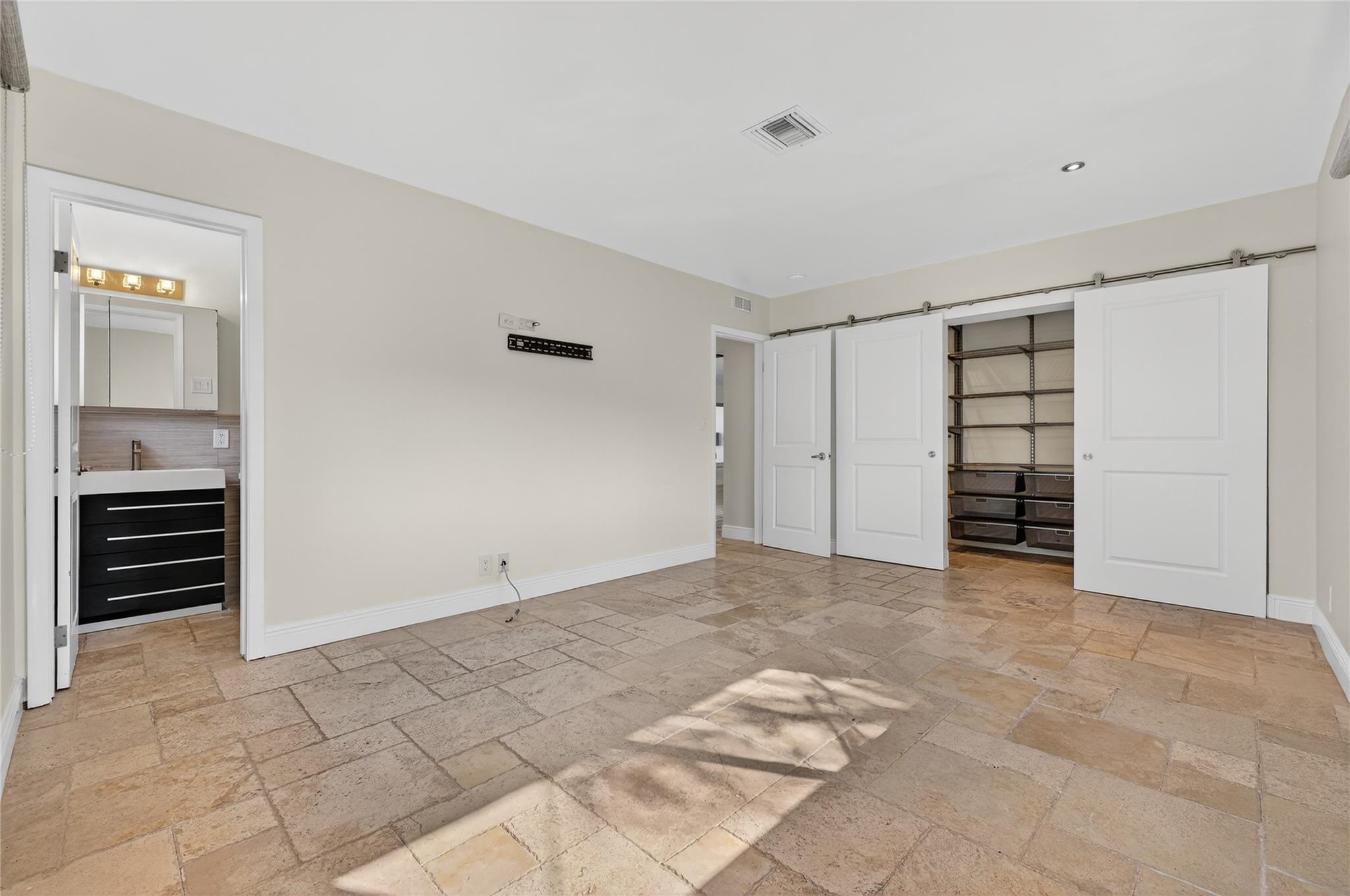 Unit 1 bed with ensuite bathroom.