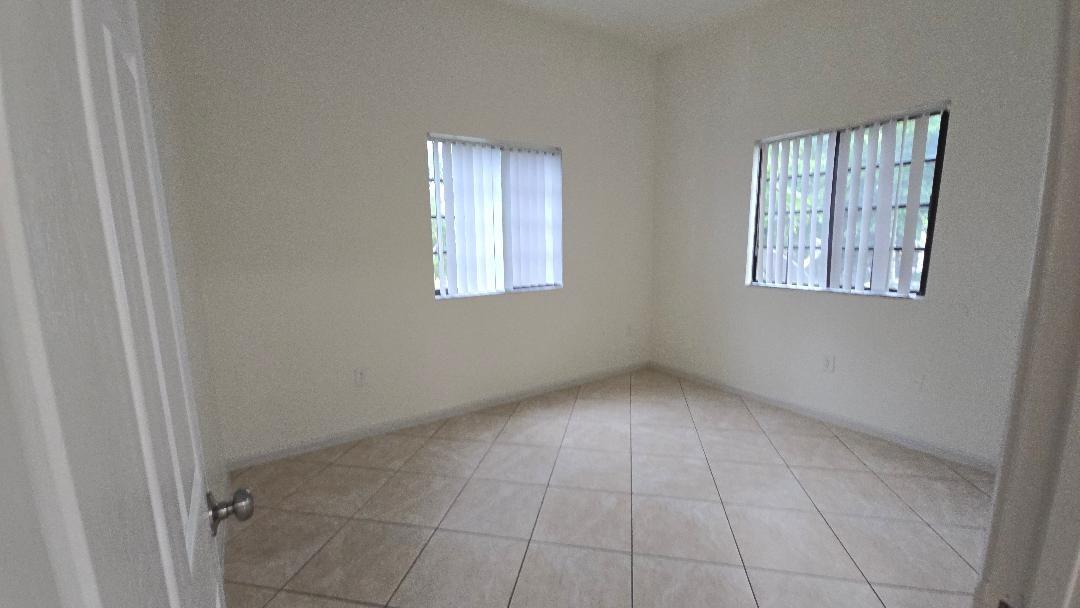 2801 Riverside Drive 208, Coral Springs, FL 33065