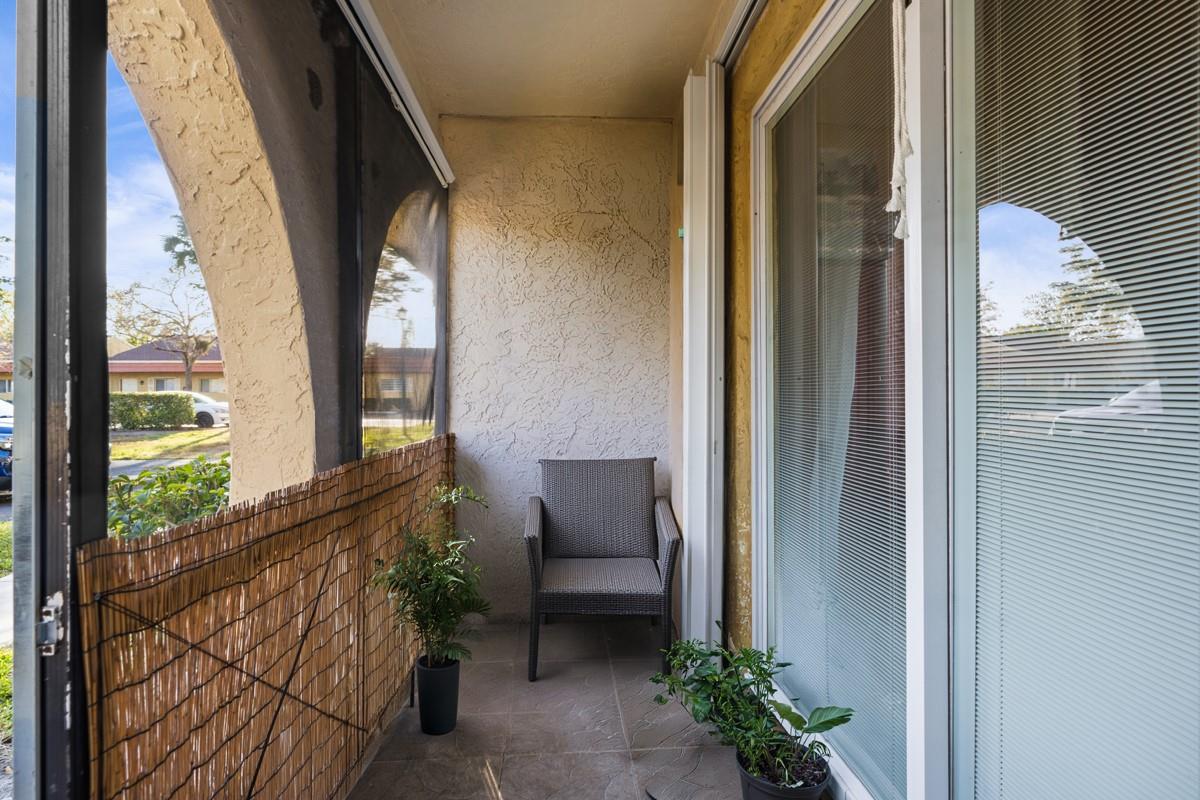 10762 La Placida Drive 7-107, Coral Springs, FL 33065