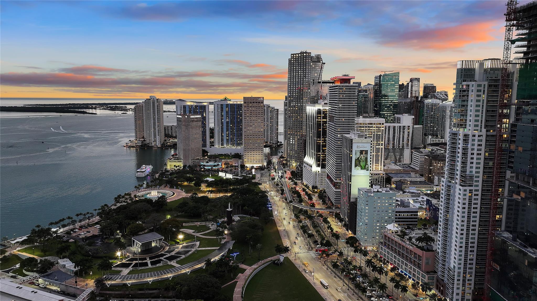 Photo for 11 NE 6th Street 907, Miami, FL 33132 - listing #FX-10550968 11 NE 6th Street 907, Miami, FL 33132