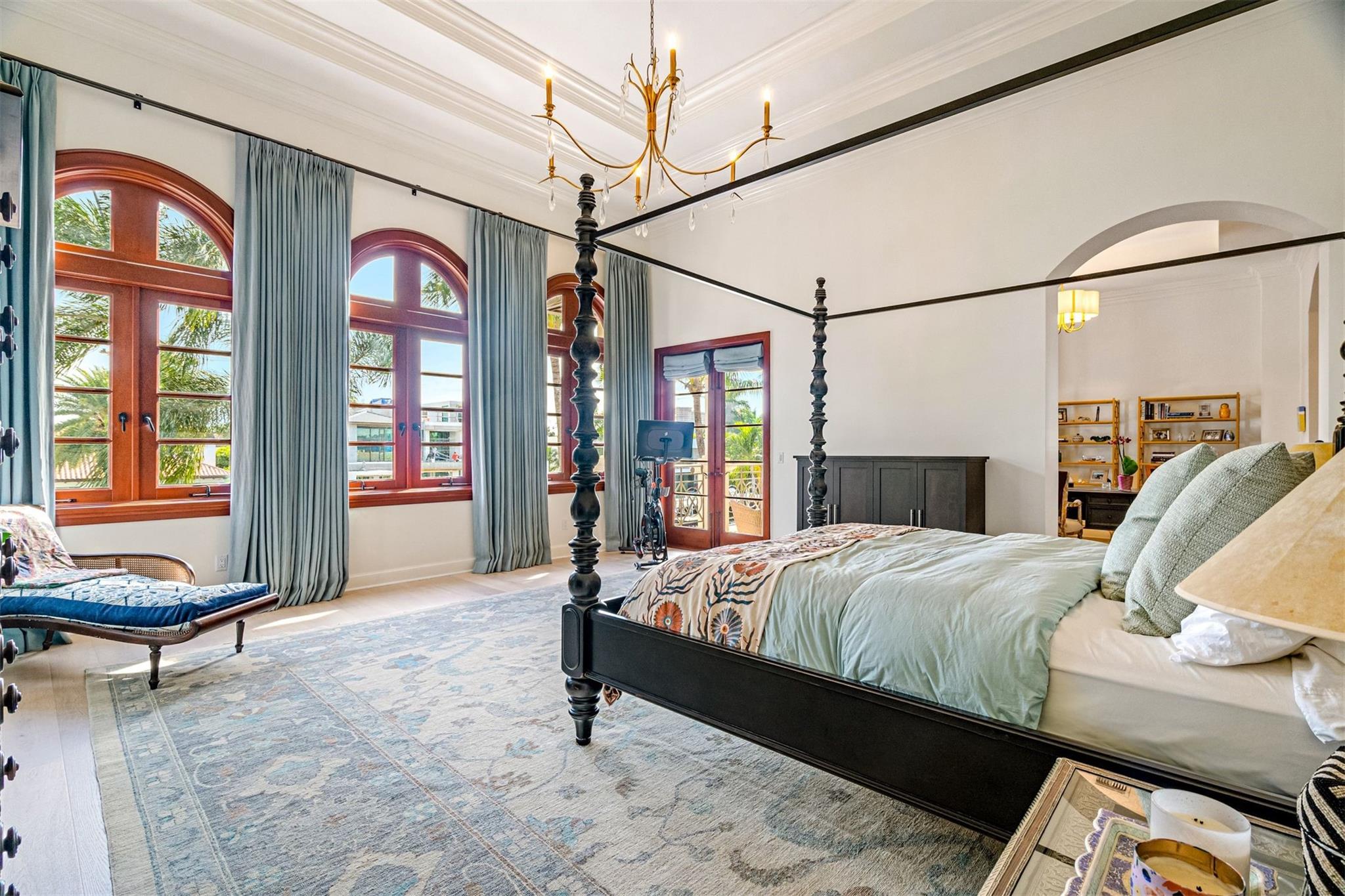 2530 Laguna Drive, Fort Lauderdale, FL 33316