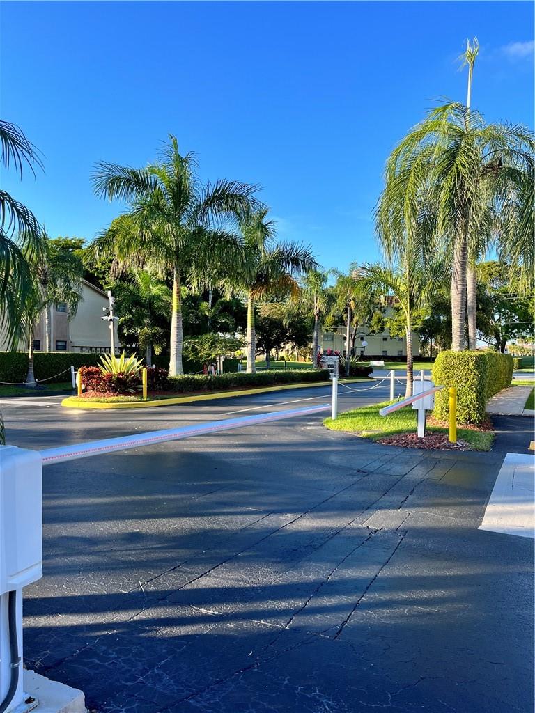 Beautifully maintained gated community!