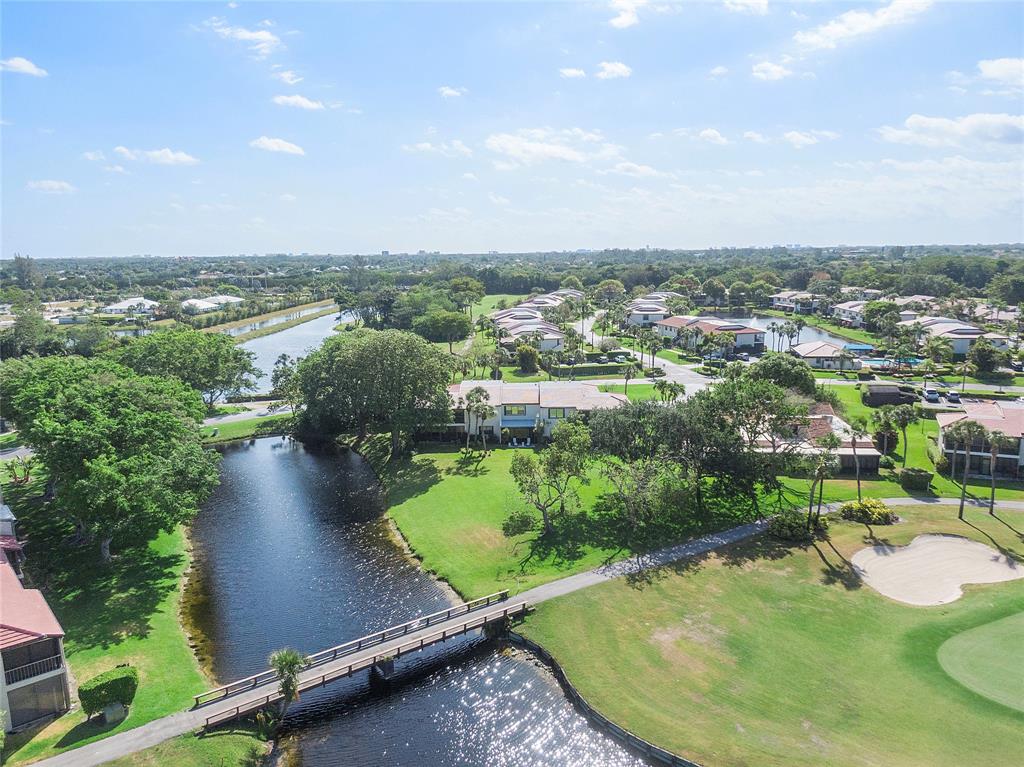 Photo for 8210 E Casa Del Lago, E, Boca Raton, FL 33433 - Listing #FX-10435946 8210 E Casa Del Lago, E, Boca Raton, FL 33433
