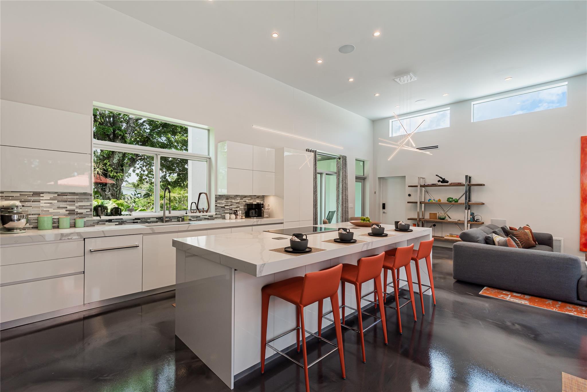 Photo for 2626 NE 5th Terrace, Wilton Manors, FL 33334 - Listing #FX-10493331 2626 NE 5th Terrace, Wilton Manors, FL 33334