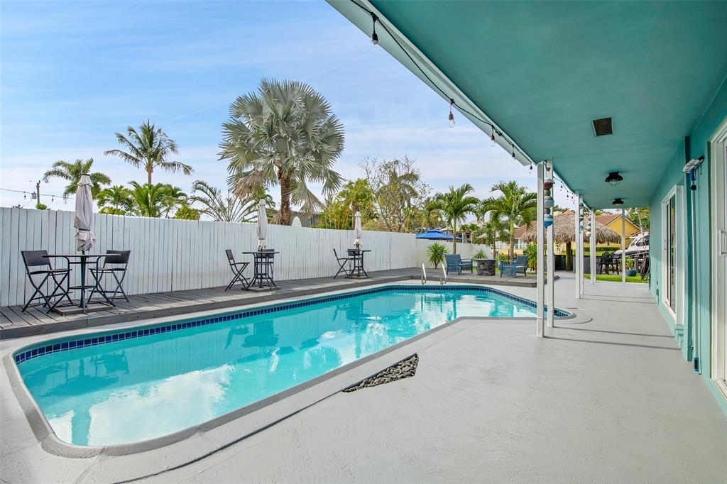 Photo for 5880 SW 19th Street, Plantation, FL 33317 - Listing #FX-10436185 5880 SW 19th Street, Plantation, FL 33317