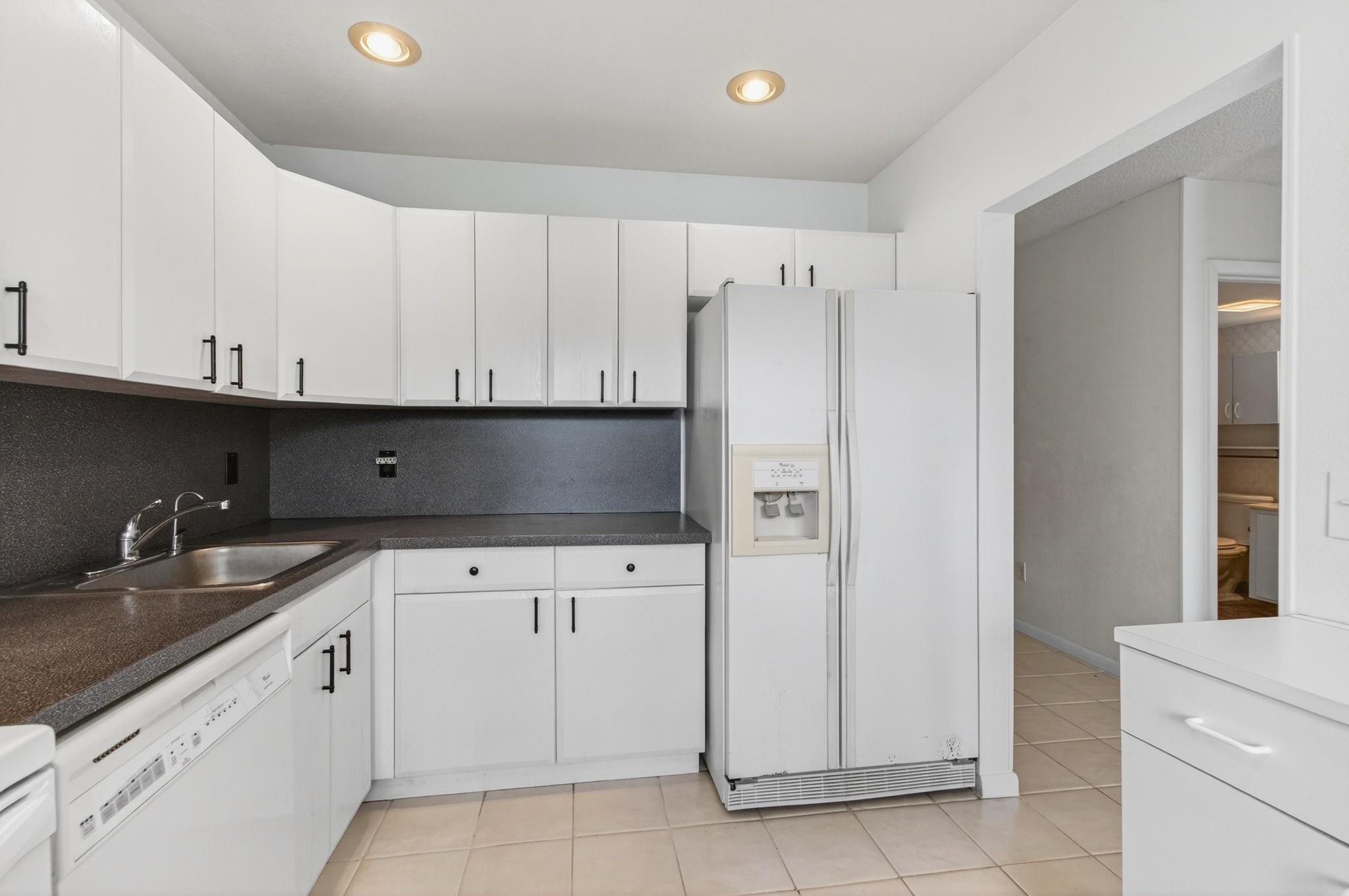 Photo for 9283 Vista Del Lago, 37-J, Boca Raton, FL 33428 - Listing #FX-10520430 9283 Vista Del Lago, 37-J, Boca Raton, FL 33428