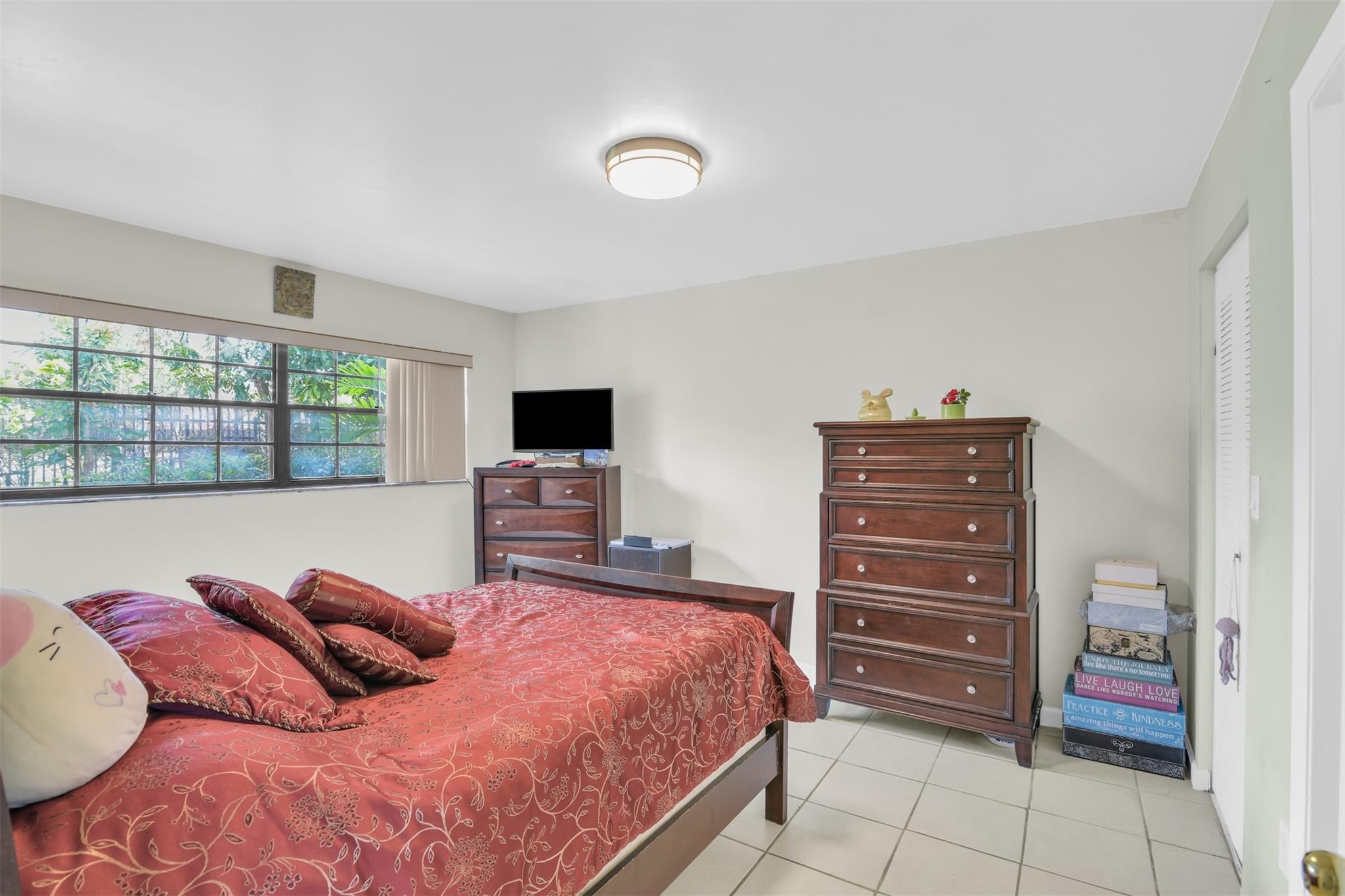 Photo for 935 NE 199th Street, 103-16, Miami, FL 33179 - Listing #FX-10489741 935 NE 199th Street, 103-16, Miami, FL 33179