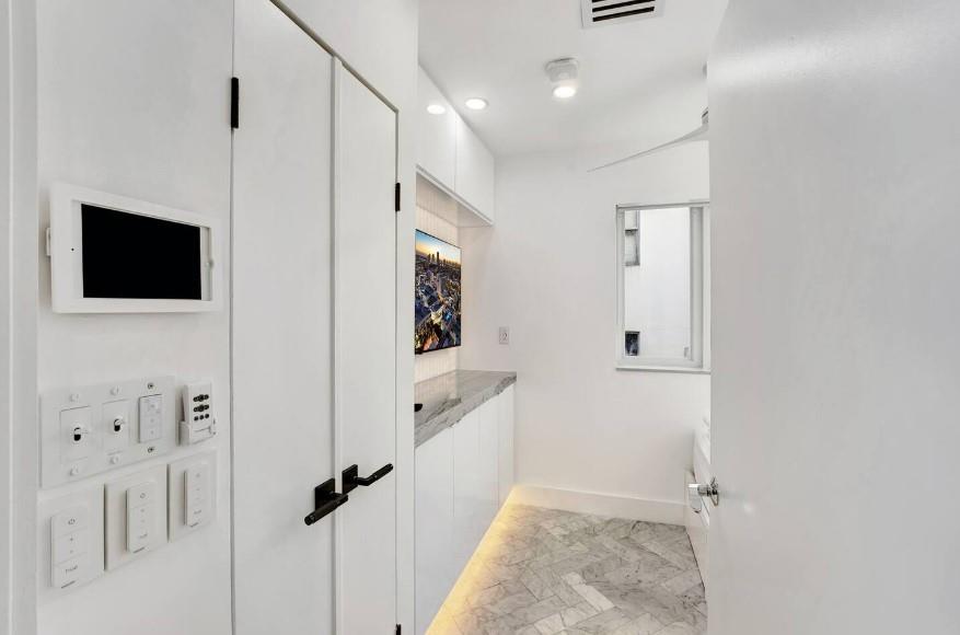 124 11th Street, Miami Beach, FL 33139