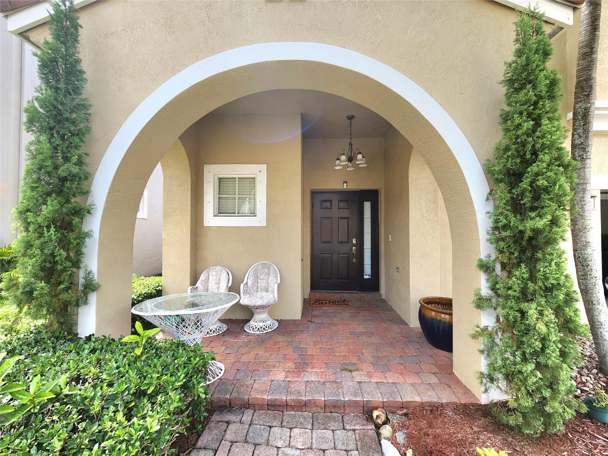 956 NW 126th Terrace, Coral Springs, FL 33071