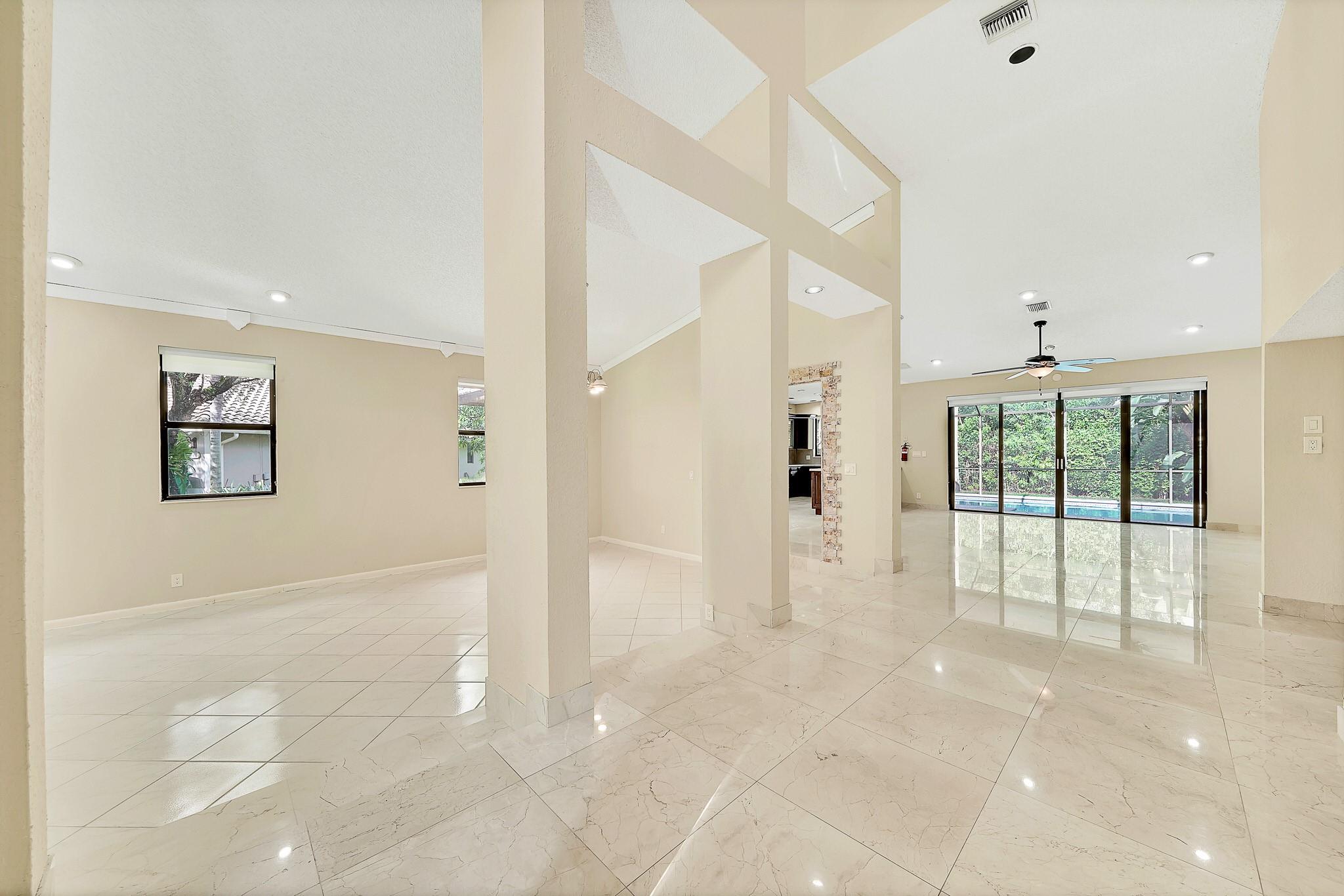 645 NW 102nd Avenue, Coral Springs, FL 33071