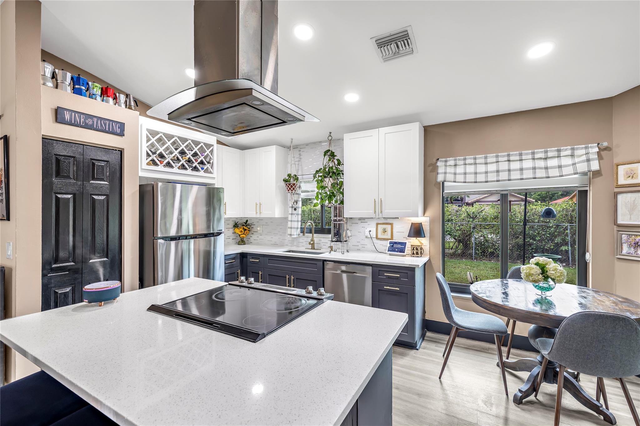 10940 Cypress Run Circle, Coral Springs, FL 33071