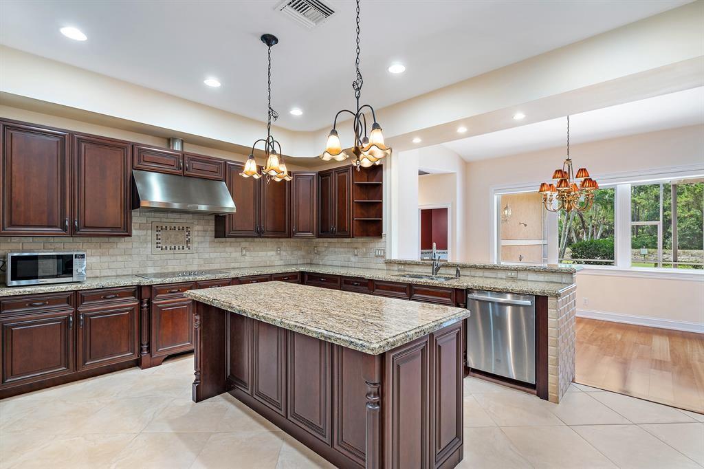 7480 150th Court, Palm Beach Gardens, FL 33418