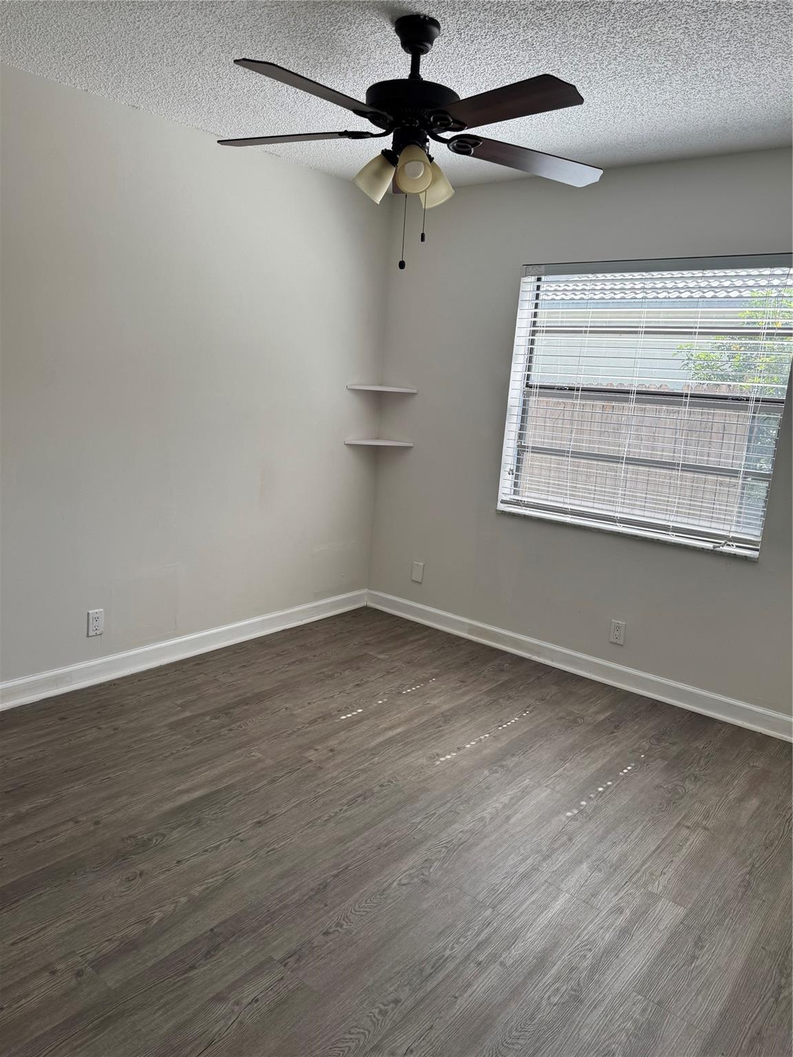 4261 NW 114th Terrace, Coral Springs, FL 33065