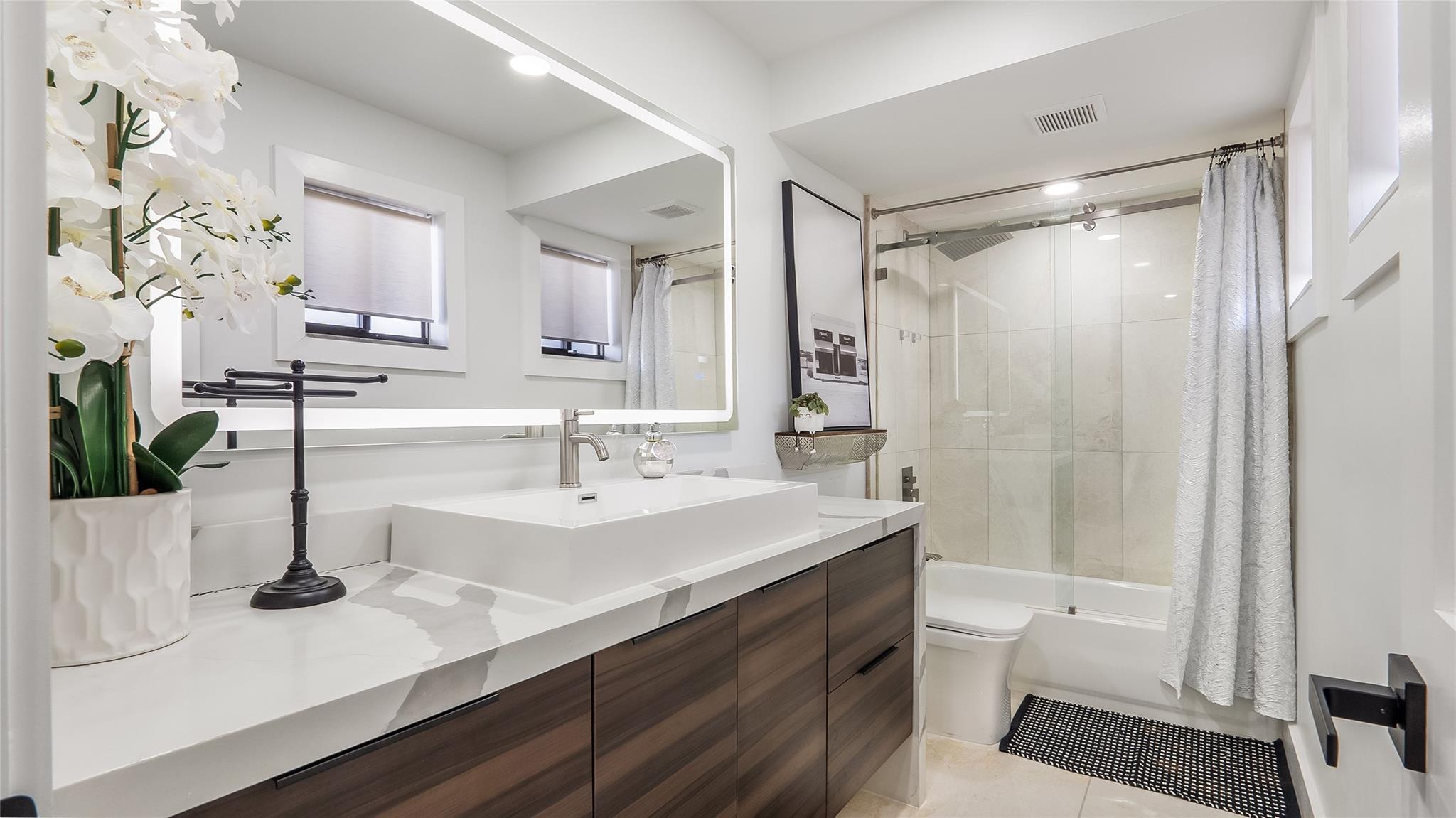 Photo for 1410 Sheridan Street, 7i, Hollywood, FL 33020 - Listing #FX-10526749 1410 Sheridan Street, 7i, Hollywood, FL 33020