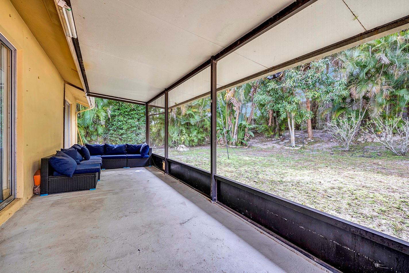 19667 Delaware Circle, Boca Raton, FL 33434