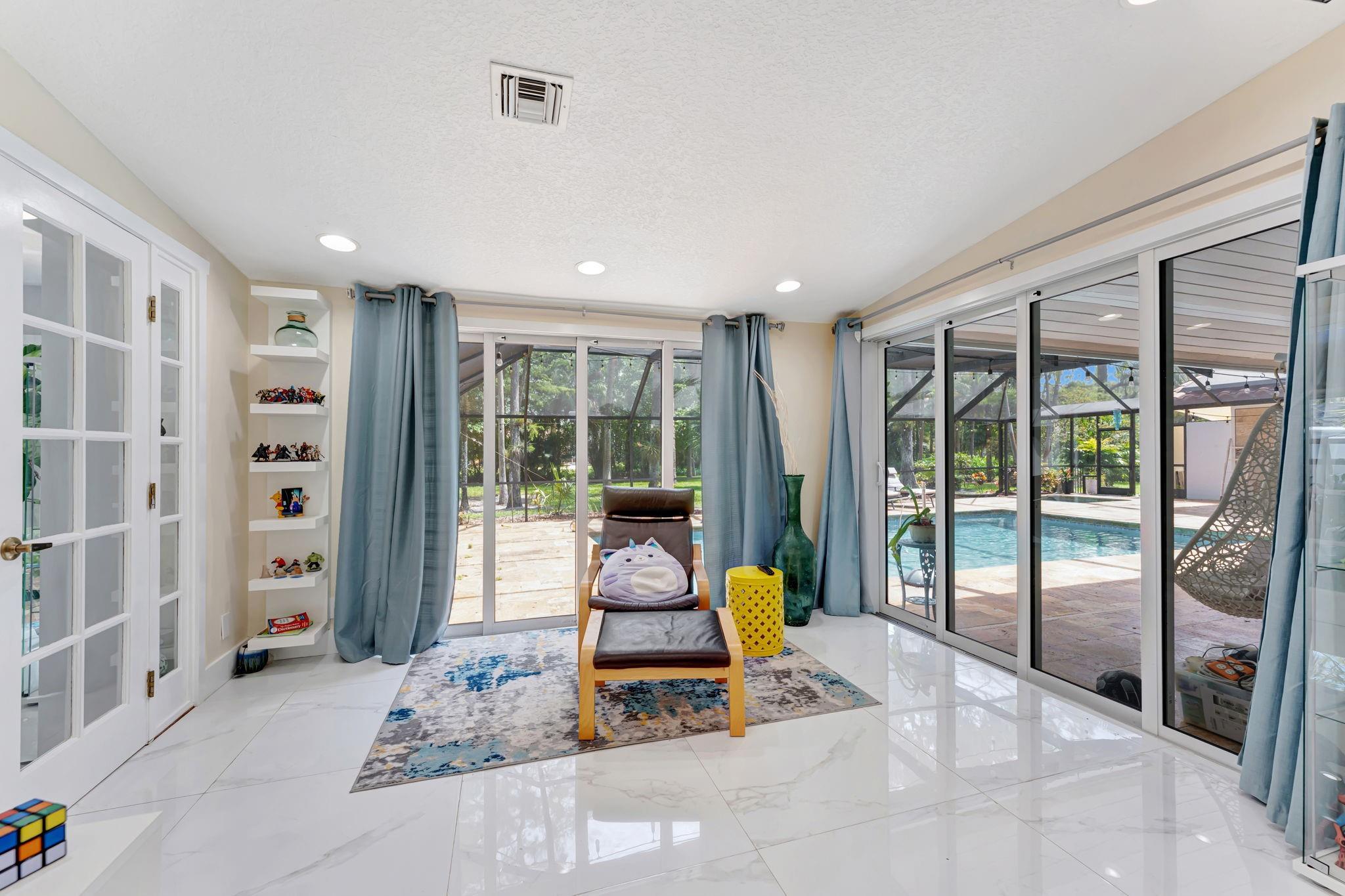 8140 NW 51st Place, Coral Springs, FL 33067