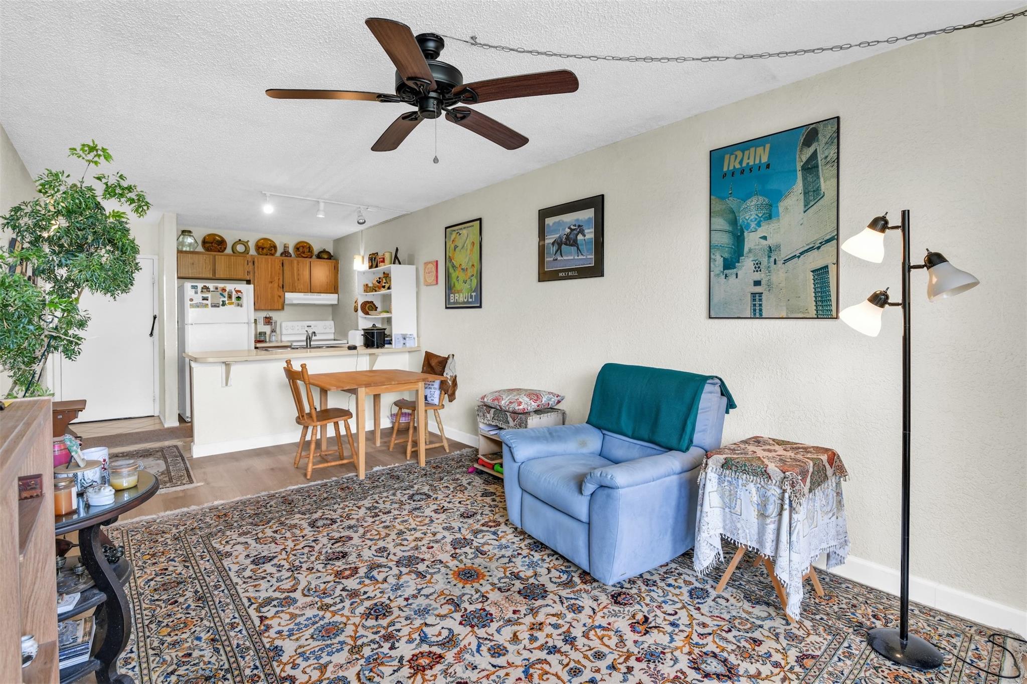 2701 Riverside Drive 305-B, Coral Springs, FL 33065