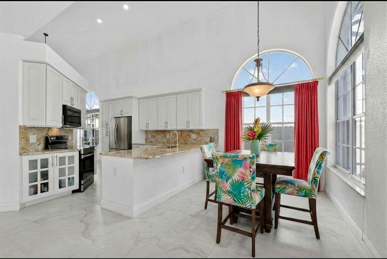 1055 NW 117th Avenue, Coral Springs, FL 33071