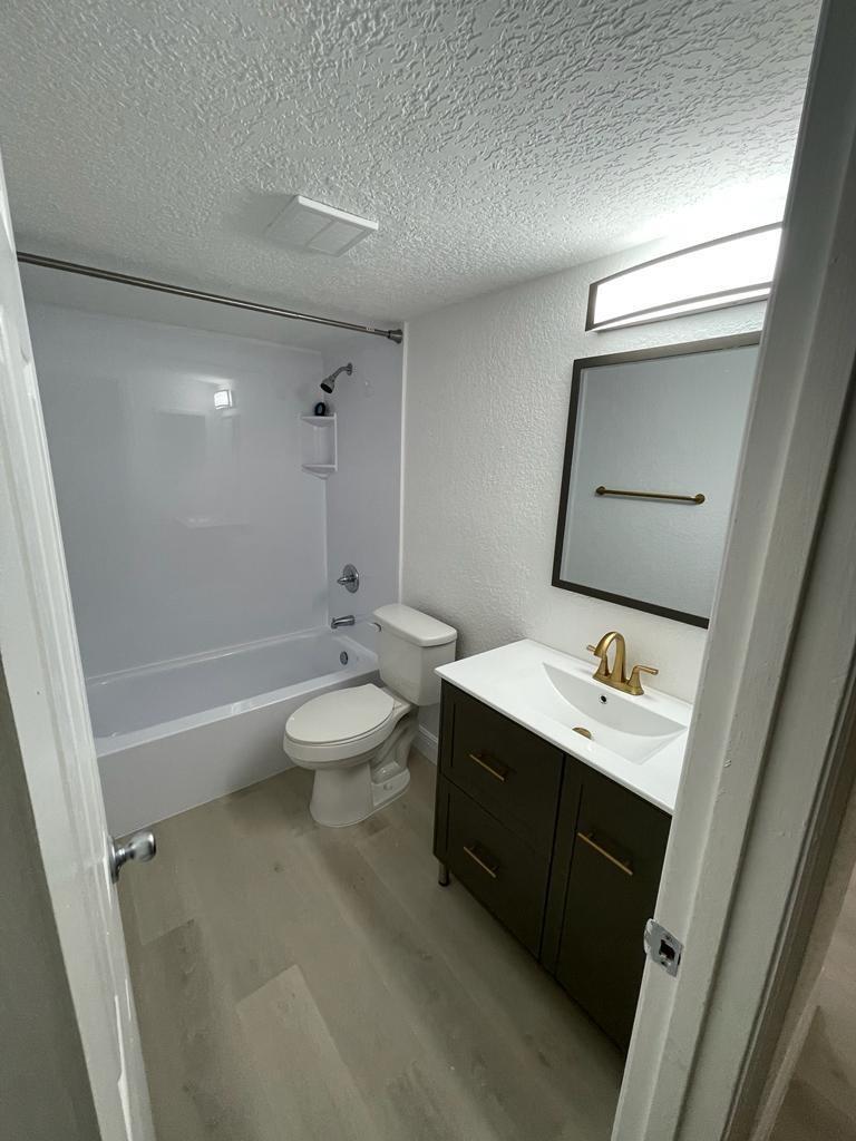 11660 NW 45 Street 1, Coral Springs, FL 33065