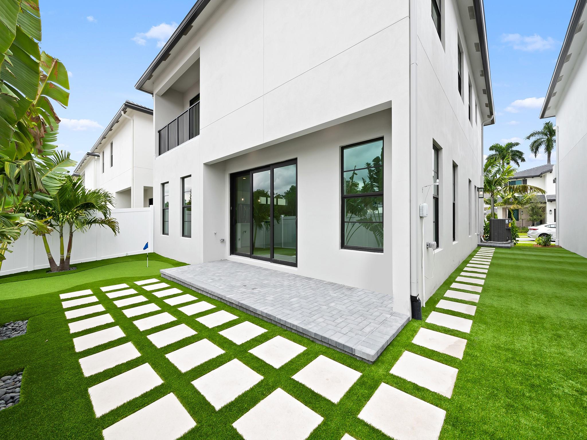 Photo for 1429 SW 23rd Court, Fort Lauderdale, FL 33315 - Listing #FX-10501339 1429 SW 23rd Court, Fort Lauderdale, FL 33315