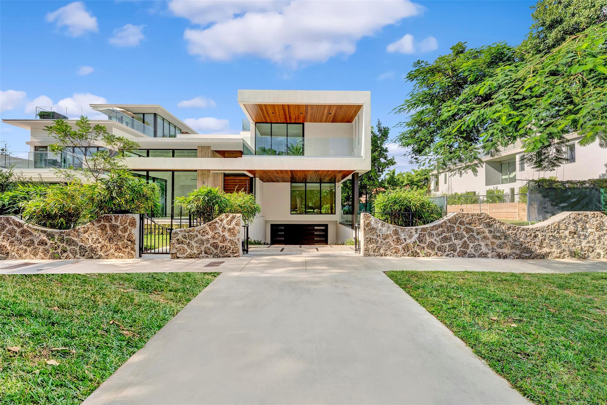 2130 S Miami Avenue, Miami, FL 33129