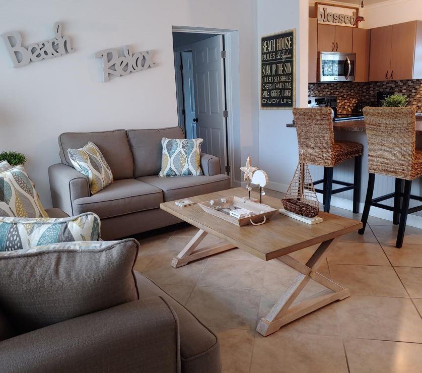 1231 Hillsboro Mile, Hillsboro Beach, FL 33062