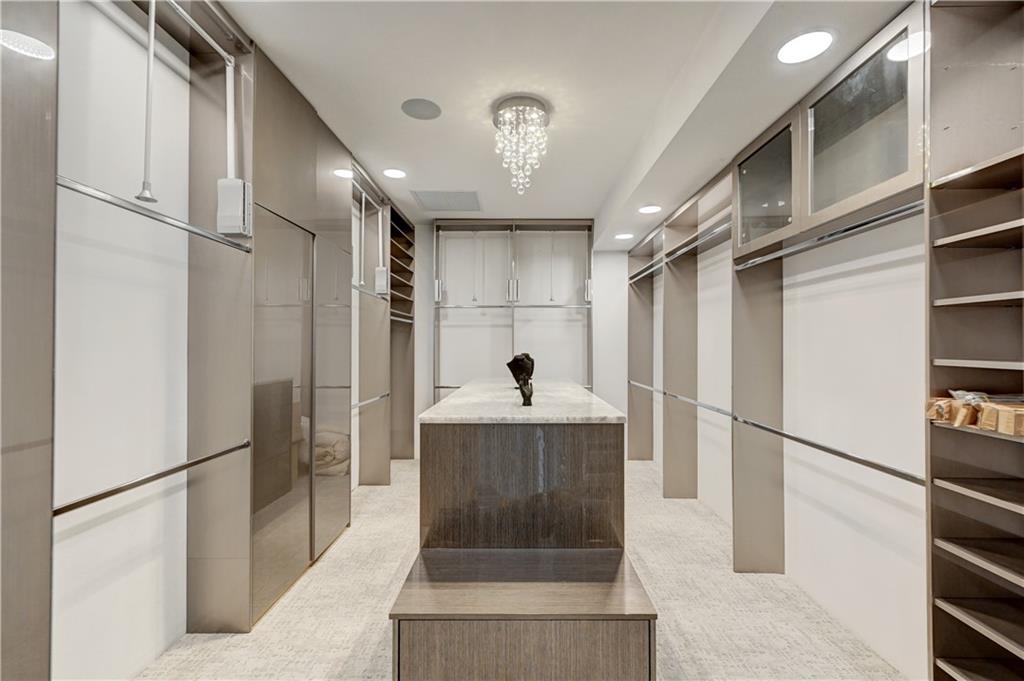 2900 NE 8 Avenue, Boca Raton, FL 33431