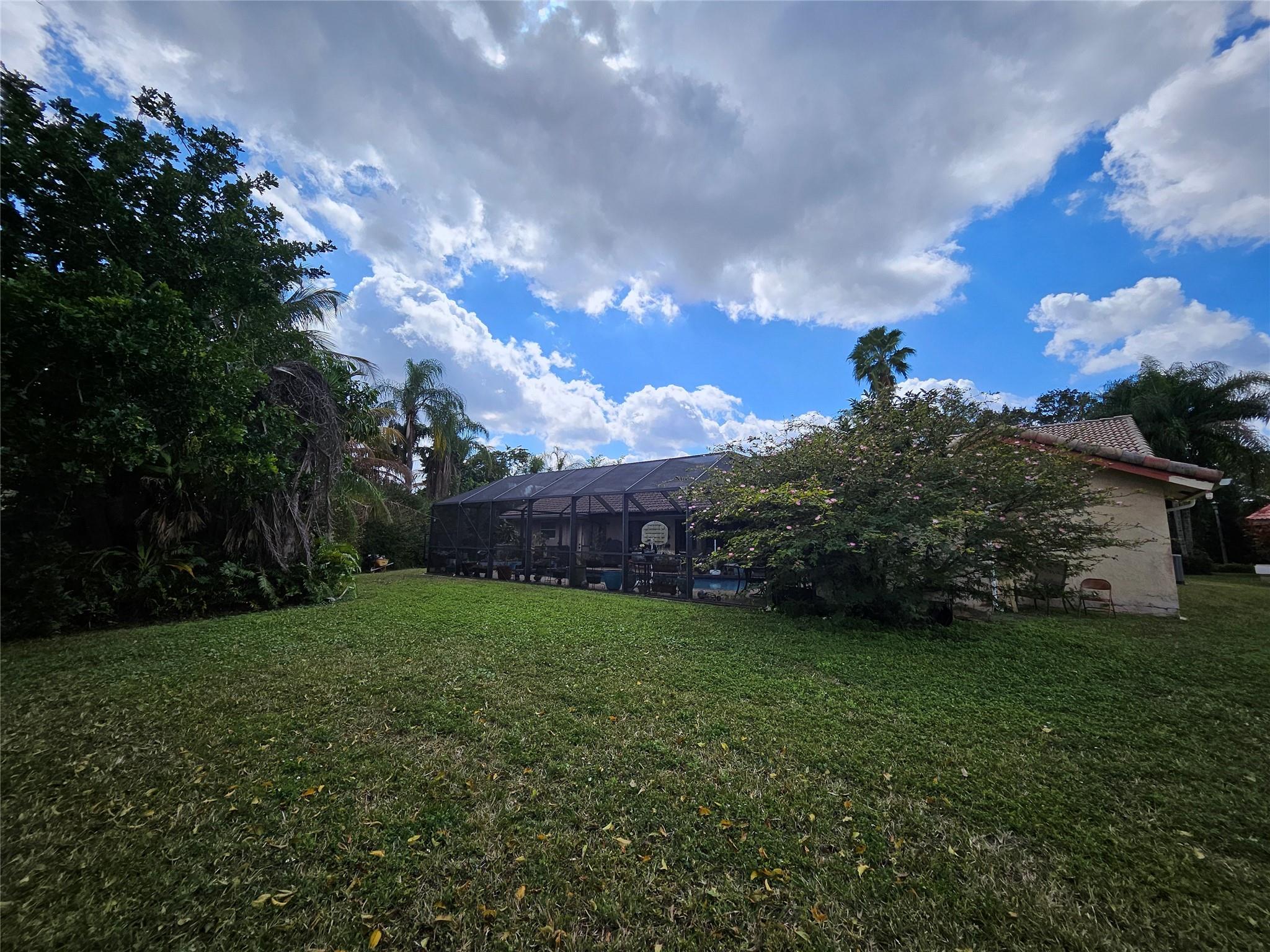 197 NW 113th Way, Coral Springs, FL 33071