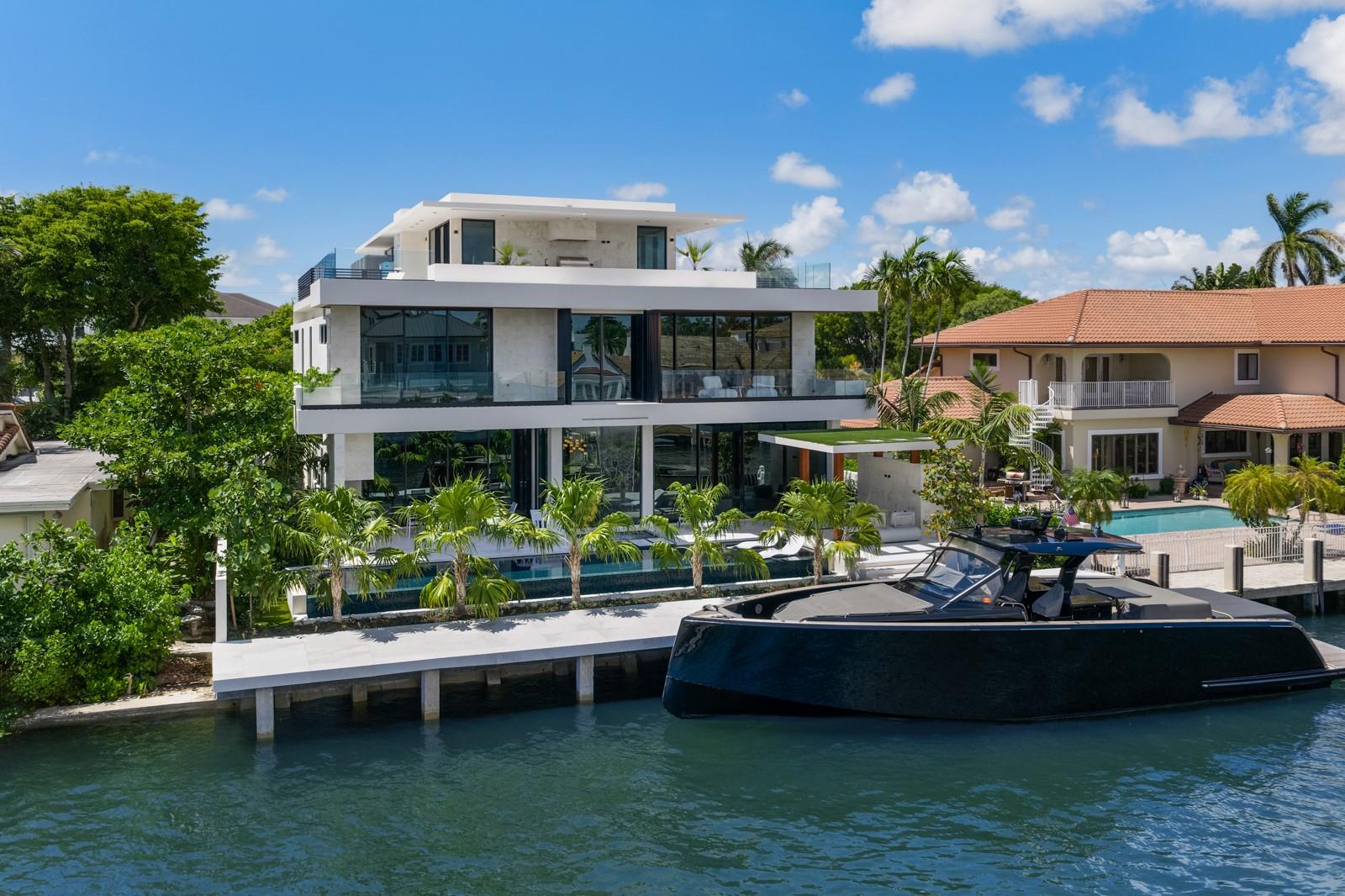 1721 SE 11th Street, Fort Lauderdale, FL 33316