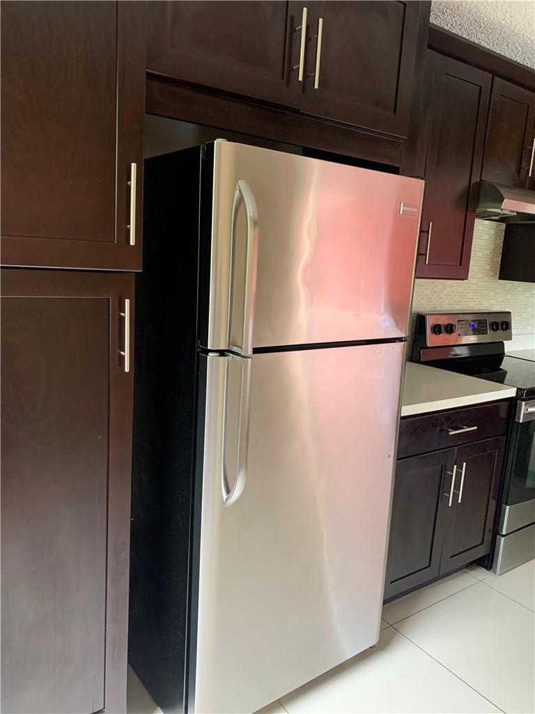 8891 Wiles Road 308, Coral Springs, FL 33067