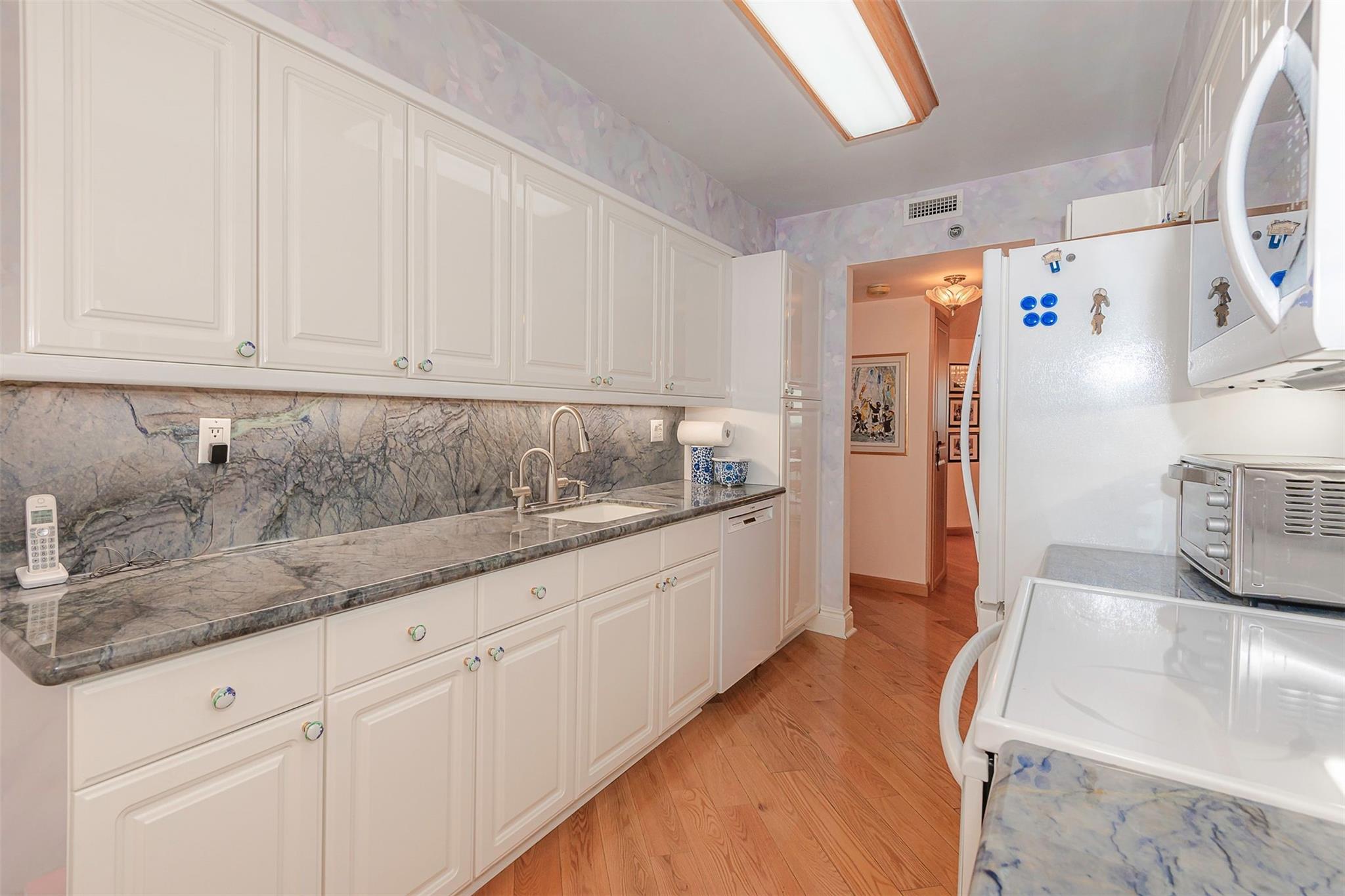 Photo for 3598 Yacht Club Drive, 1402, Miami, FL 33180 - Listing #FX-10491144 3598 Yacht Club Drive, 1402, Miami, FL 33180