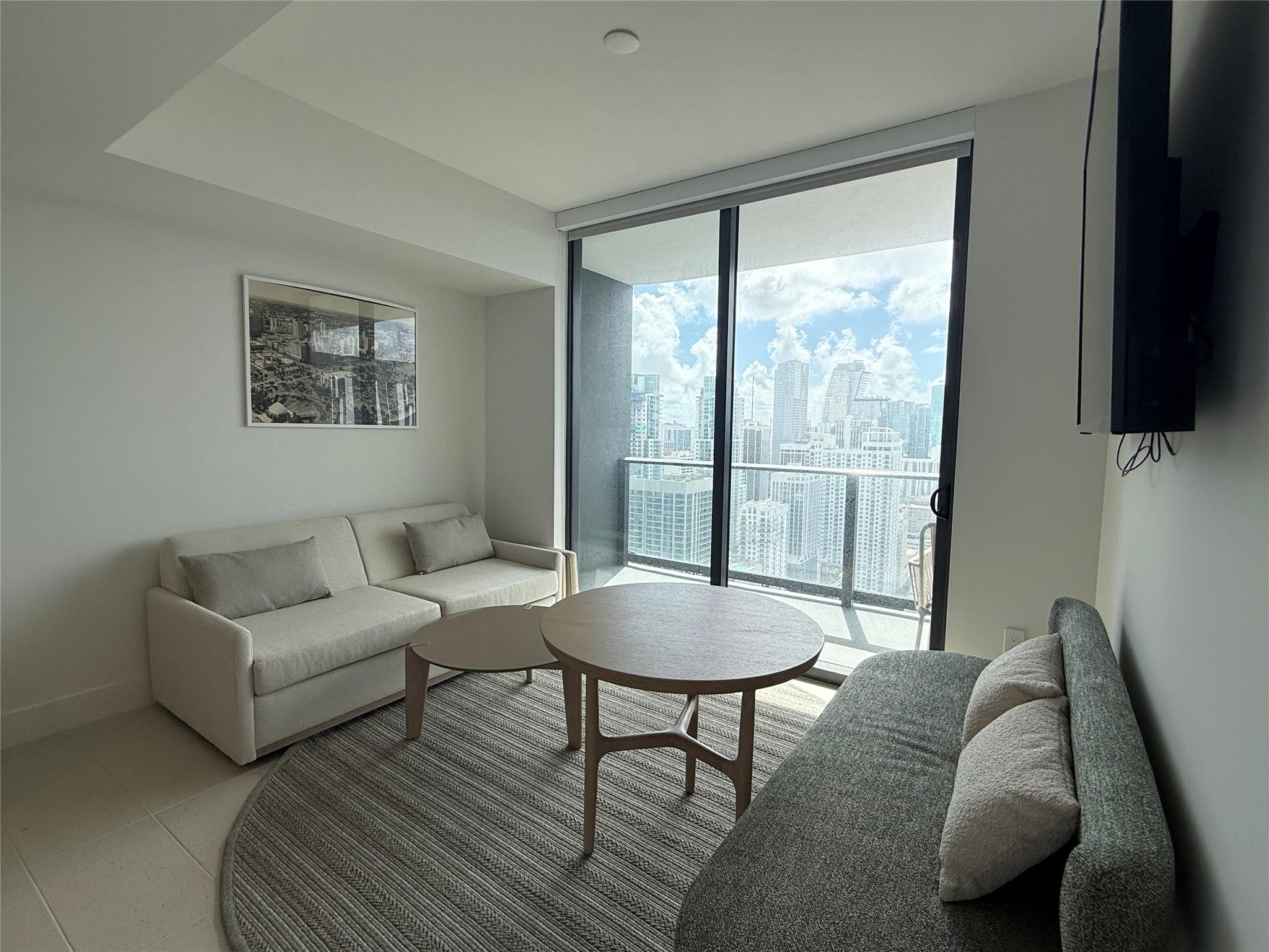 159 NE 6th Street 3914, Miami, FL 33132