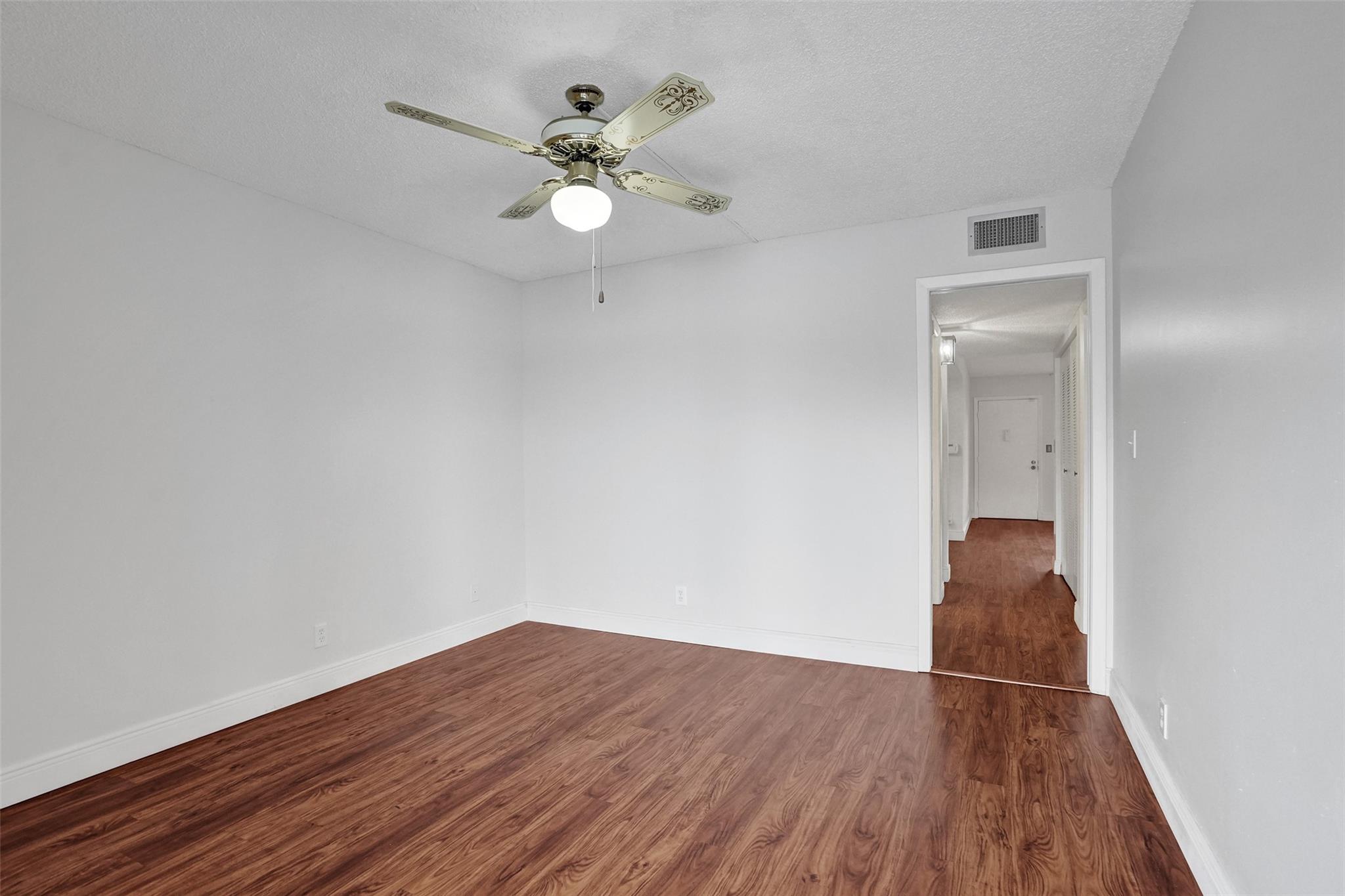 Photo for 7432 Ashmont Circle, 208, Tamarac, FL 33321 - Listing #FX-10525865 7432 Ashmont Circle, 208, Tamarac, FL 33321