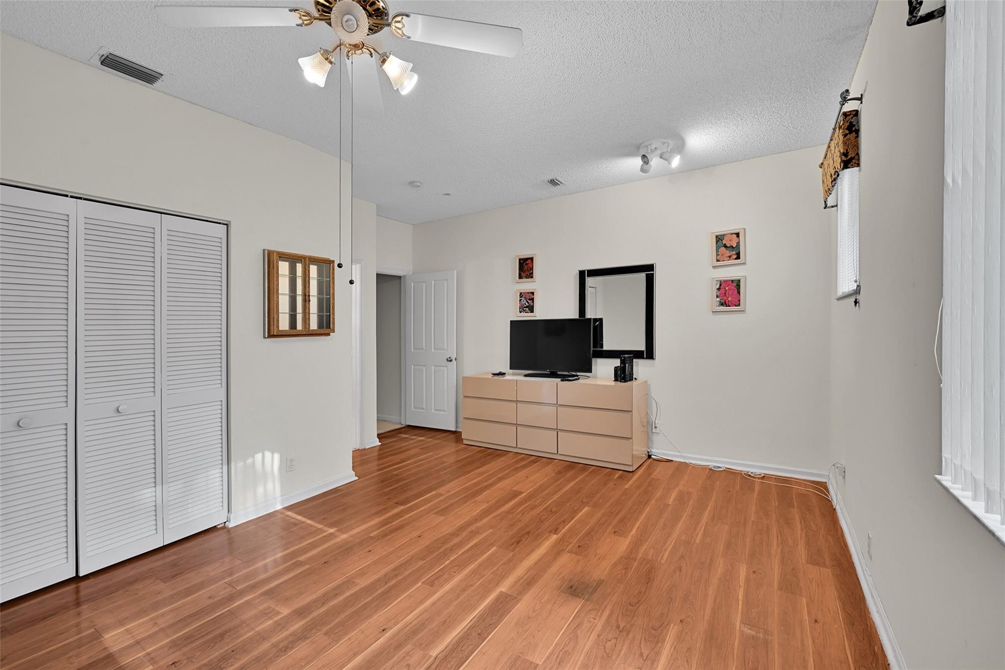 5791 NW 48th Drive, Coral Springs, FL 33067