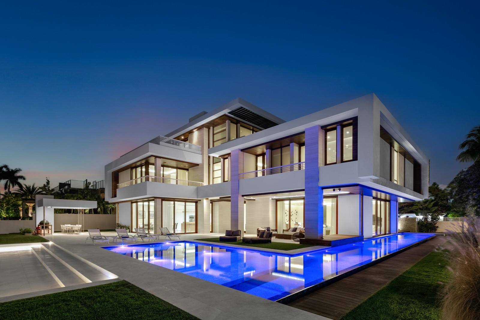 10 Pelican Drive, Fort Lauderdale, FL 33301