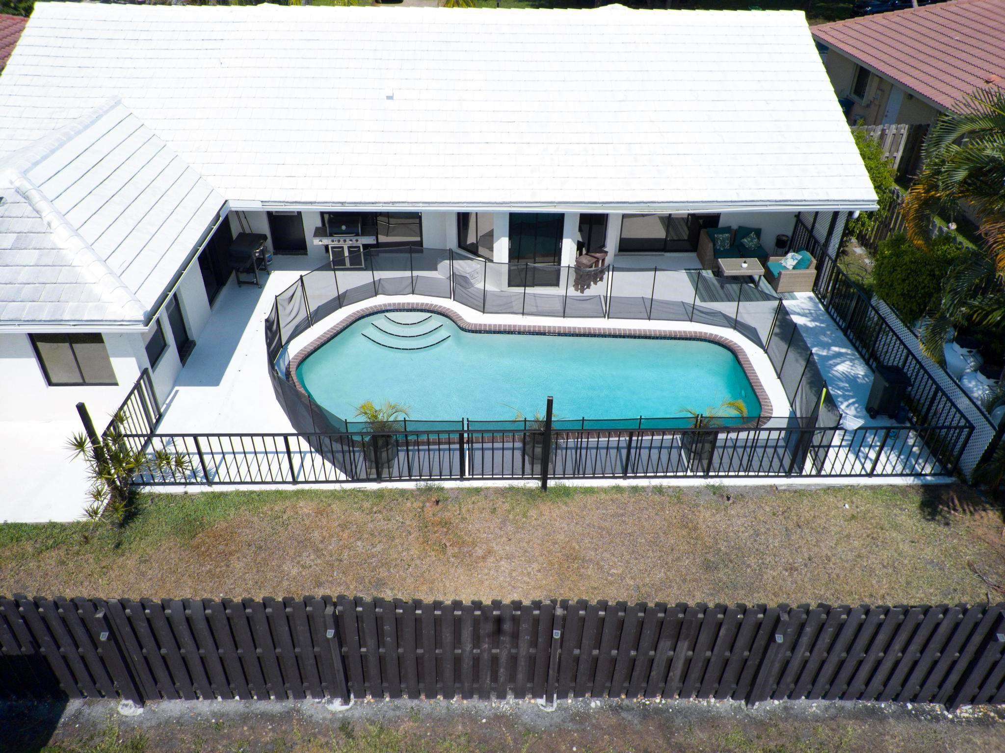 4664 NW 58th Terrace, Coral Springs, FL 33067