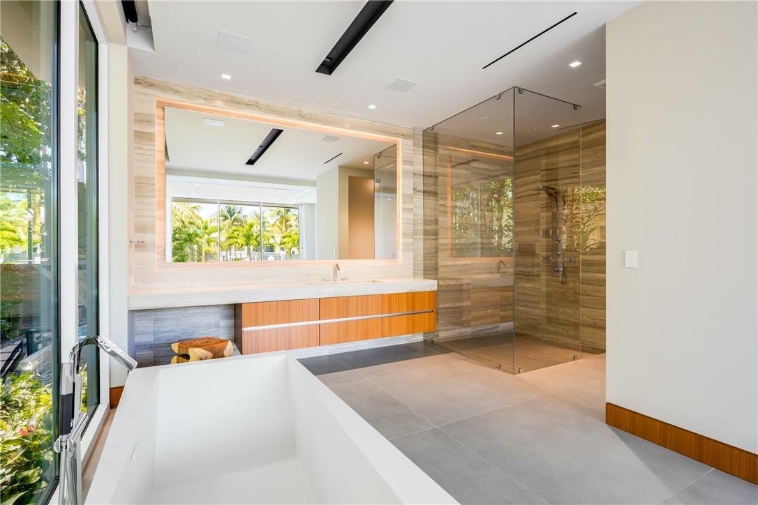 650 Royal Plaza Drive, Fort Lauderdale, FL 33301