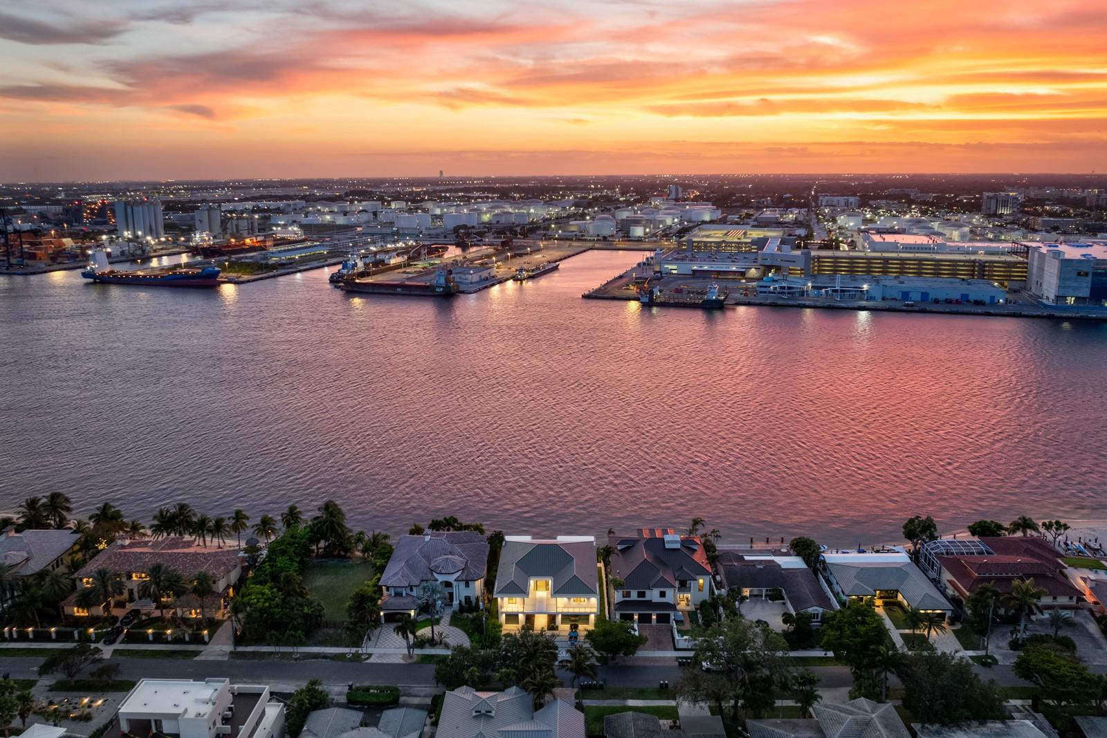 1957 Harbourview Drive, Fort Lauderdale, FL 33316