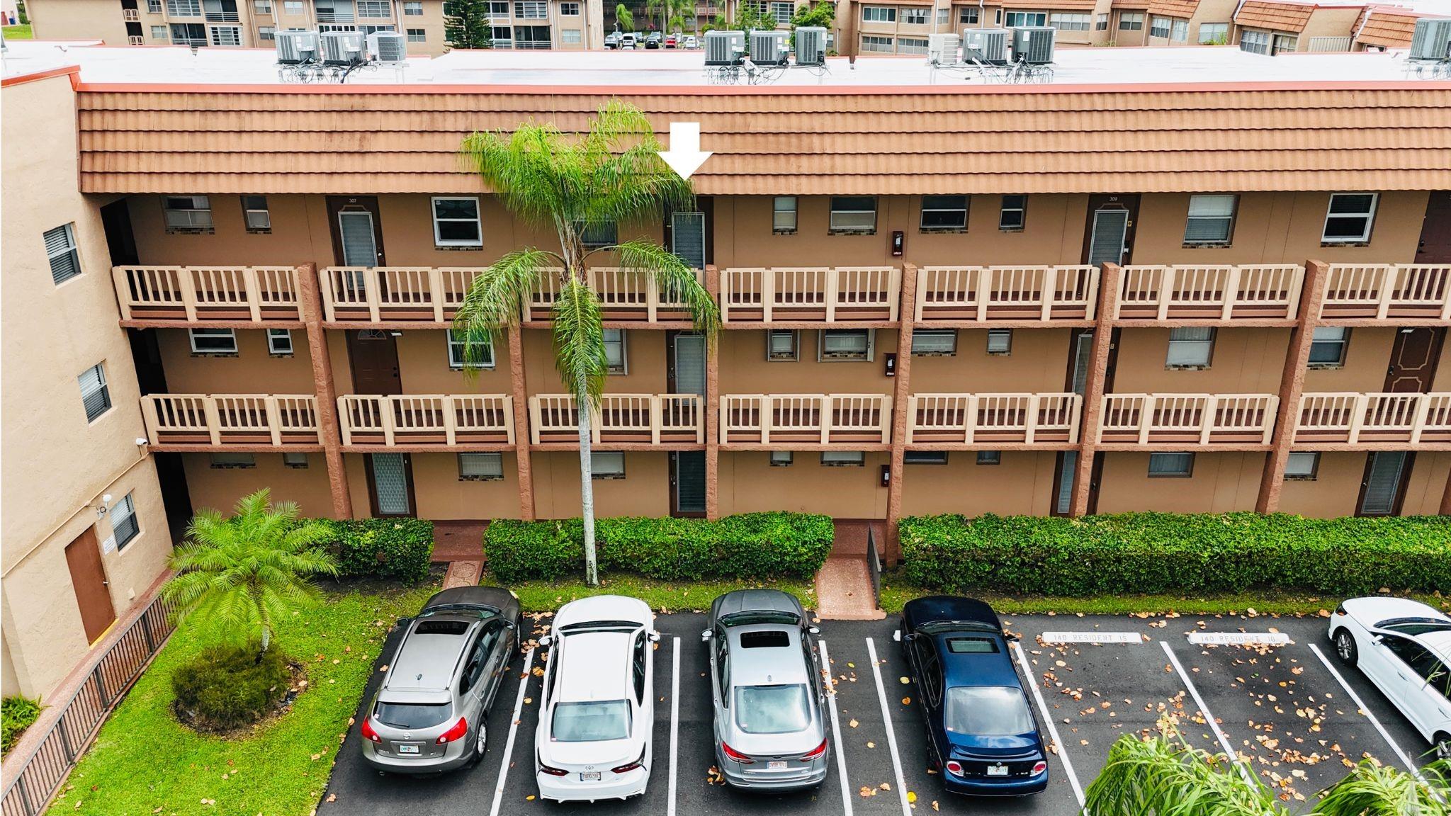 Photo for 9540 Sunrise Lakes Boulevard, 308, Sunrise, FL 33322 - Listing #FX-10501649 9540 Sunrise Lakes Boulevard, 308, Sunrise, FL 33322
