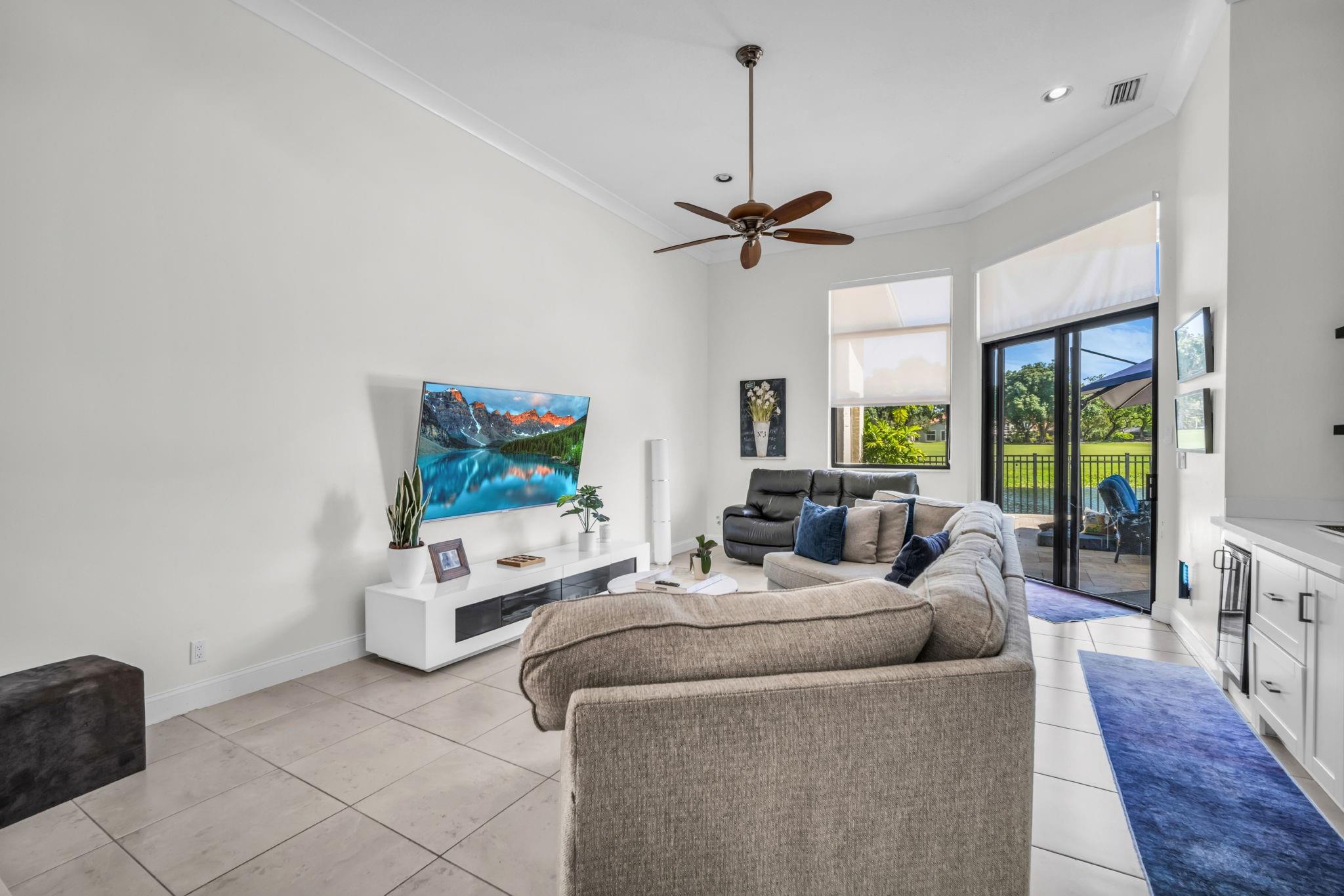 12200 Classic Drive, Coral Springs, FL 33071