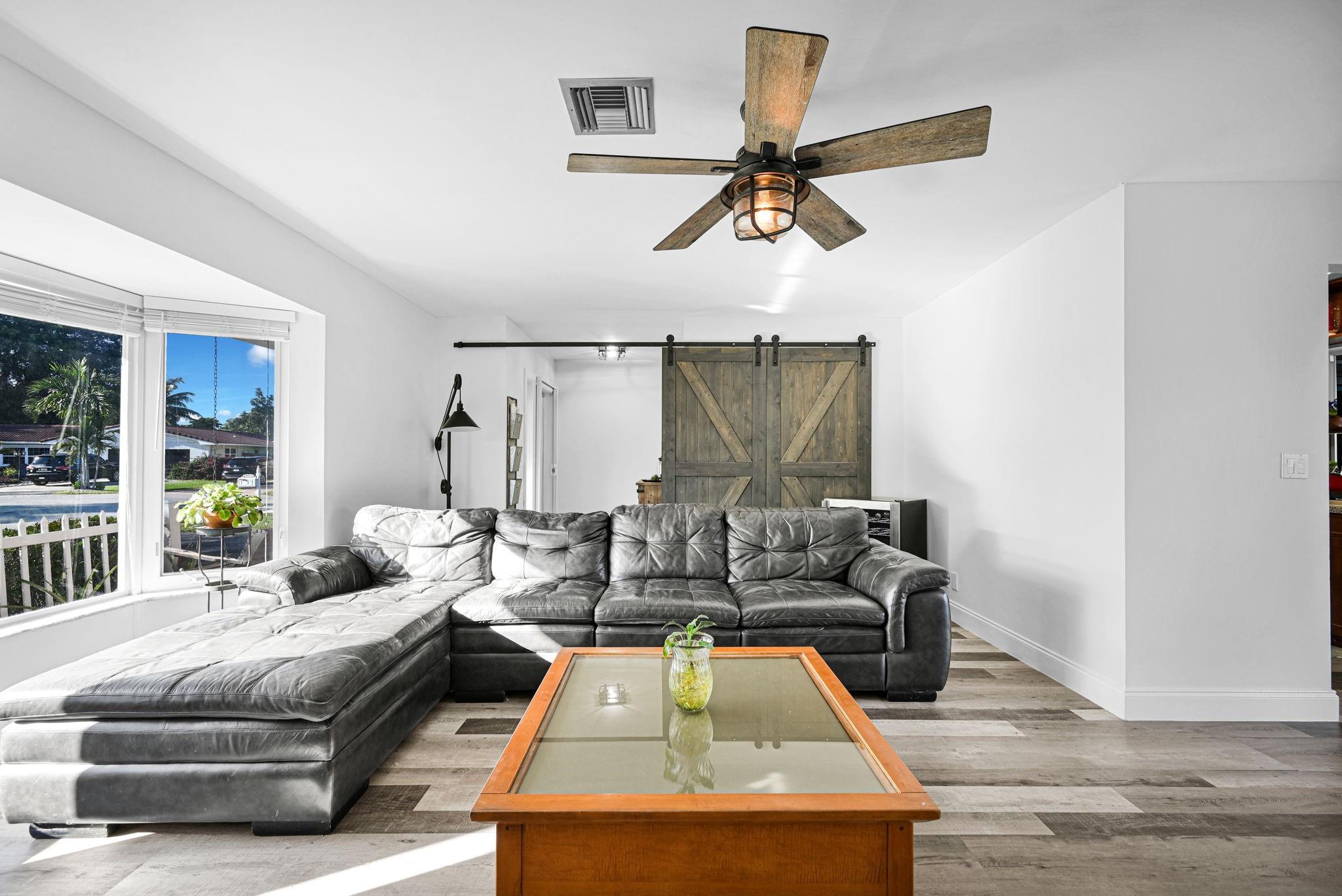 9921 NW 38th Street, Coral Springs, FL 33065