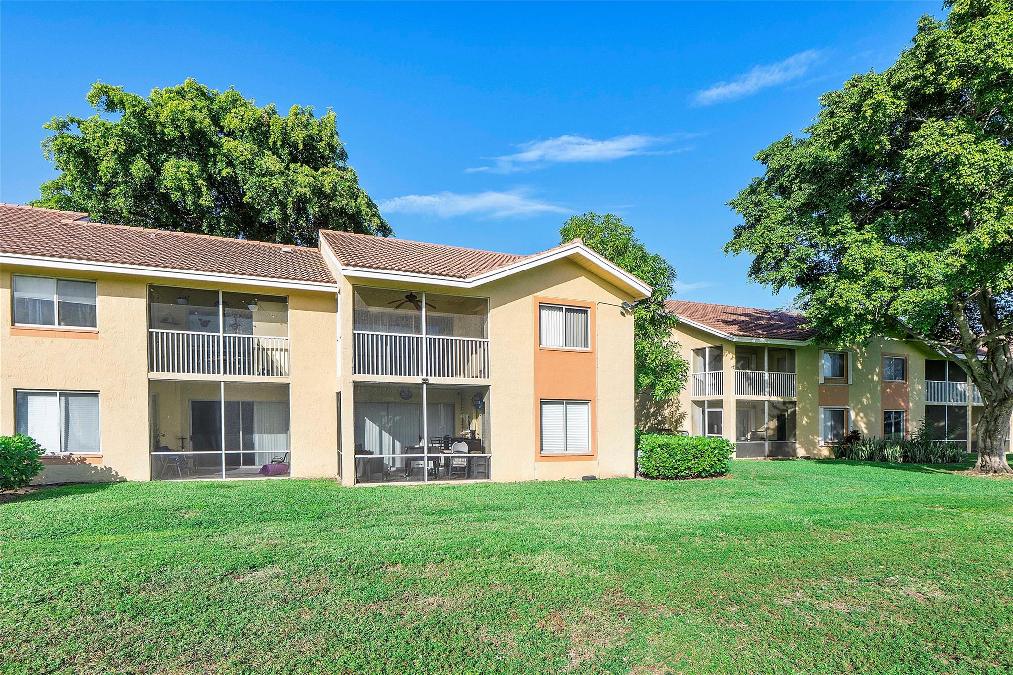 967 Coral Club Drive 967, Coral Springs, FL 33071